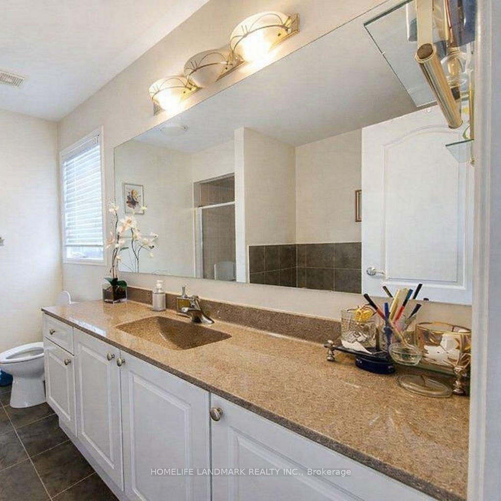 Photo 9 of 152 Mavrinac Boulevard, Aurora, Bayview Northeast — HOMEH