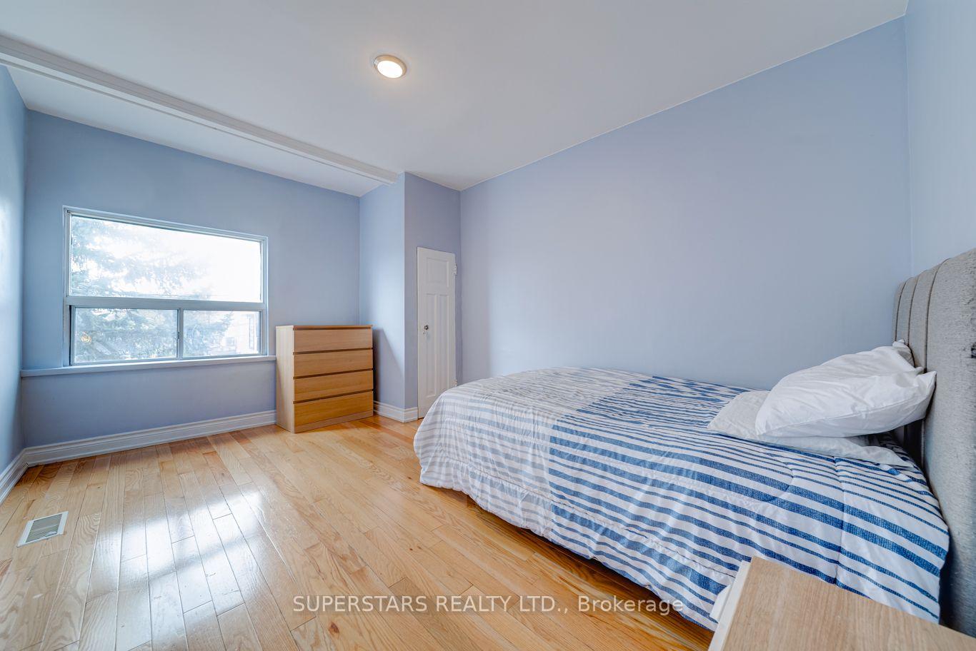 Photo 12 of 1587 Dufferin Street W, Toronto, Corso Italia-Davenport — HOMEH