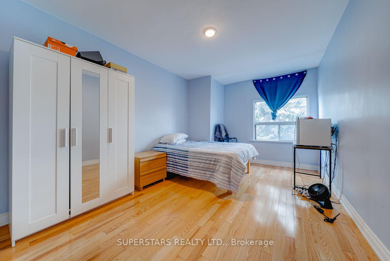 Photo 14 of 1587 Dufferin Street W, Toronto, Corso Italia-Davenport — HOMEH