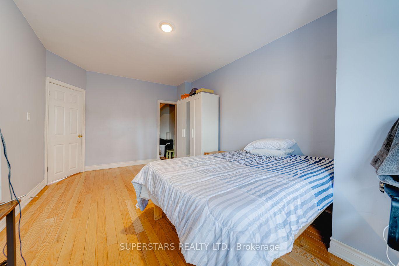Photo 15 of 1587 Dufferin Street W, Toronto, Corso Italia-Davenport — HOMEH