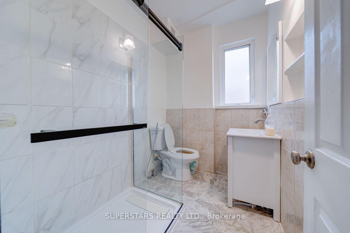 Photo 17 of 1587 Dufferin Street W, Toronto, Corso Italia-Davenport — HOMEH