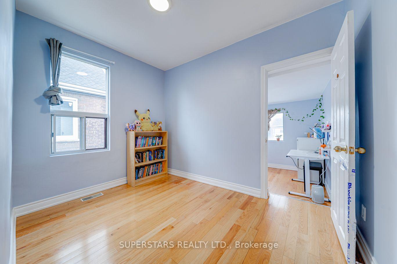 Photo 18 of 1587 Dufferin Street W, Toronto, Corso Italia-Davenport — HOMEH