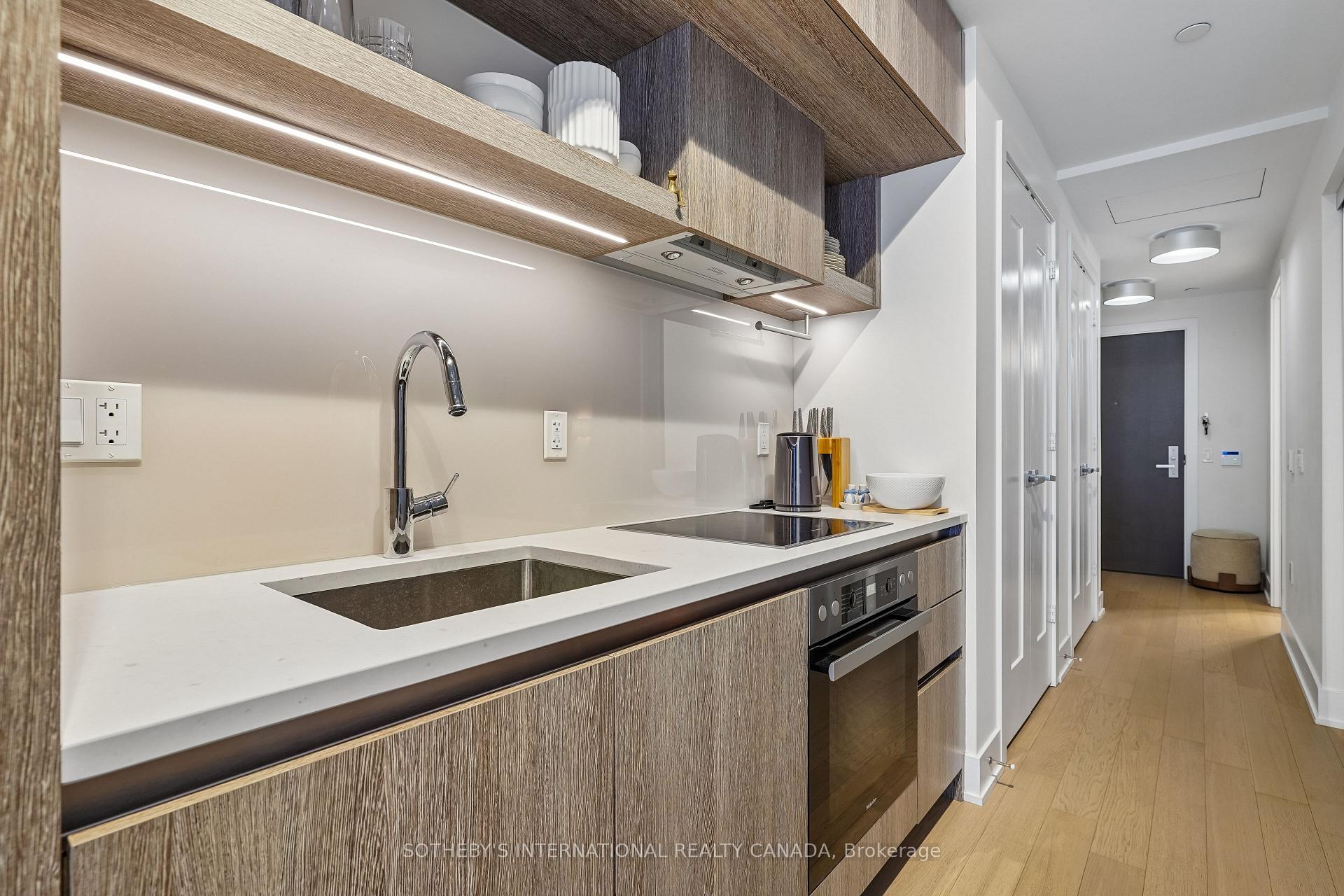 Photo 3 of Unit 509, 6 Jackes Avenue, Toronto, Rosedale-Moore Park — HOMEH