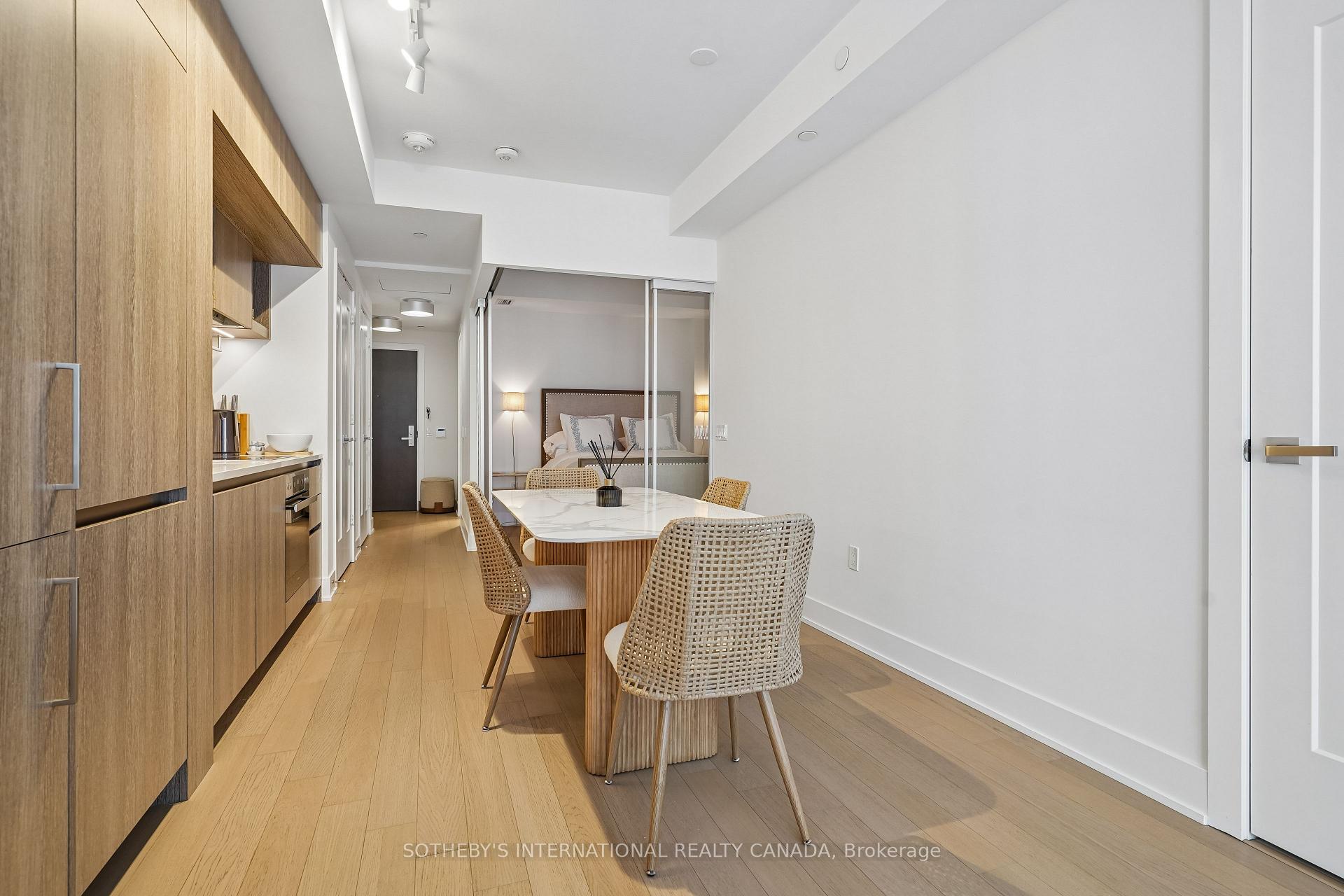 Photo 5 of Unit 509, 6 Jackes Avenue, Toronto, Rosedale-Moore Park — HOMEH