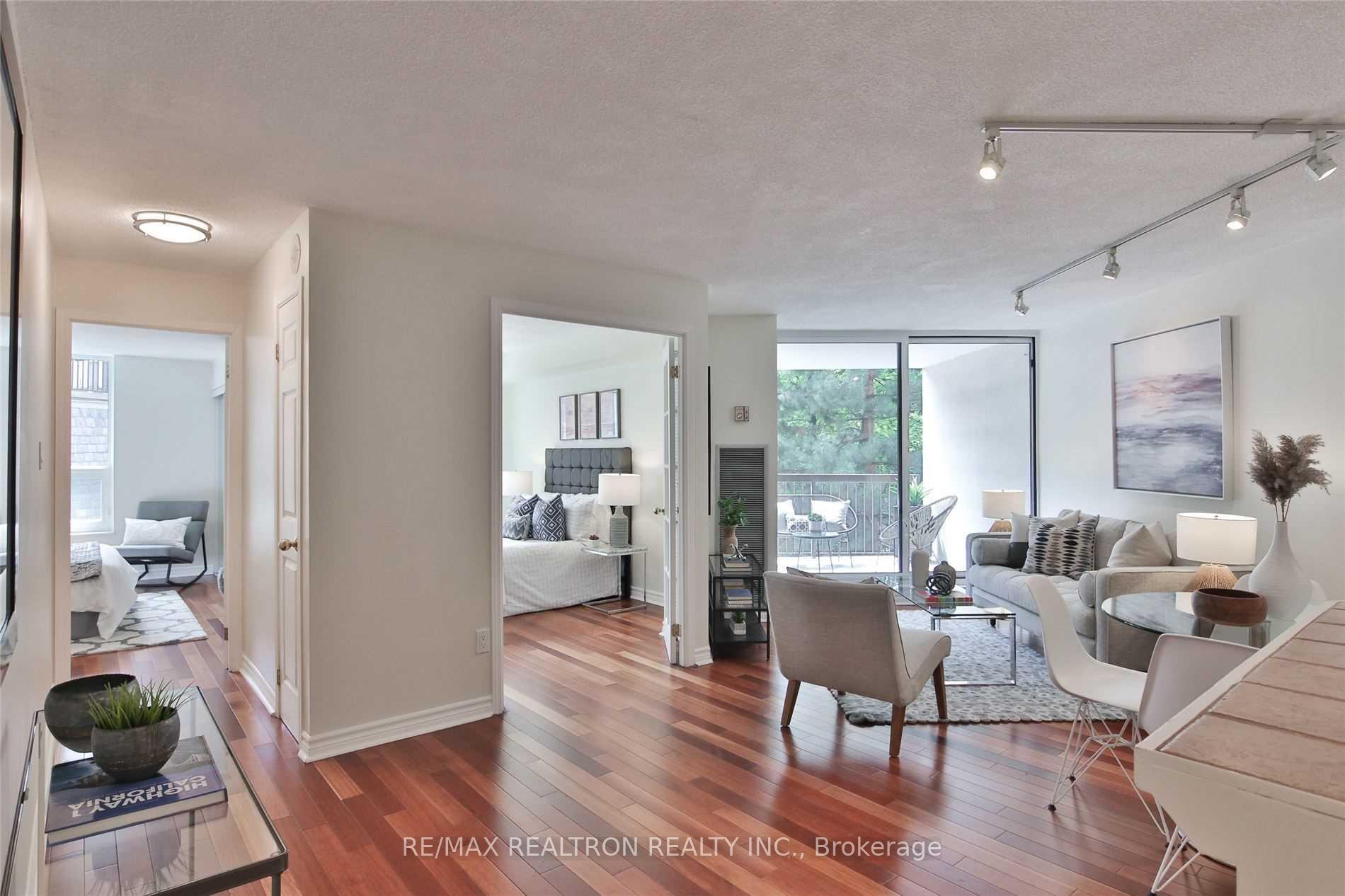 Photo 6 of Unit 326, 77 Maitland Place, Toronto, Cabbagetown-South St. James Town — HOMEH