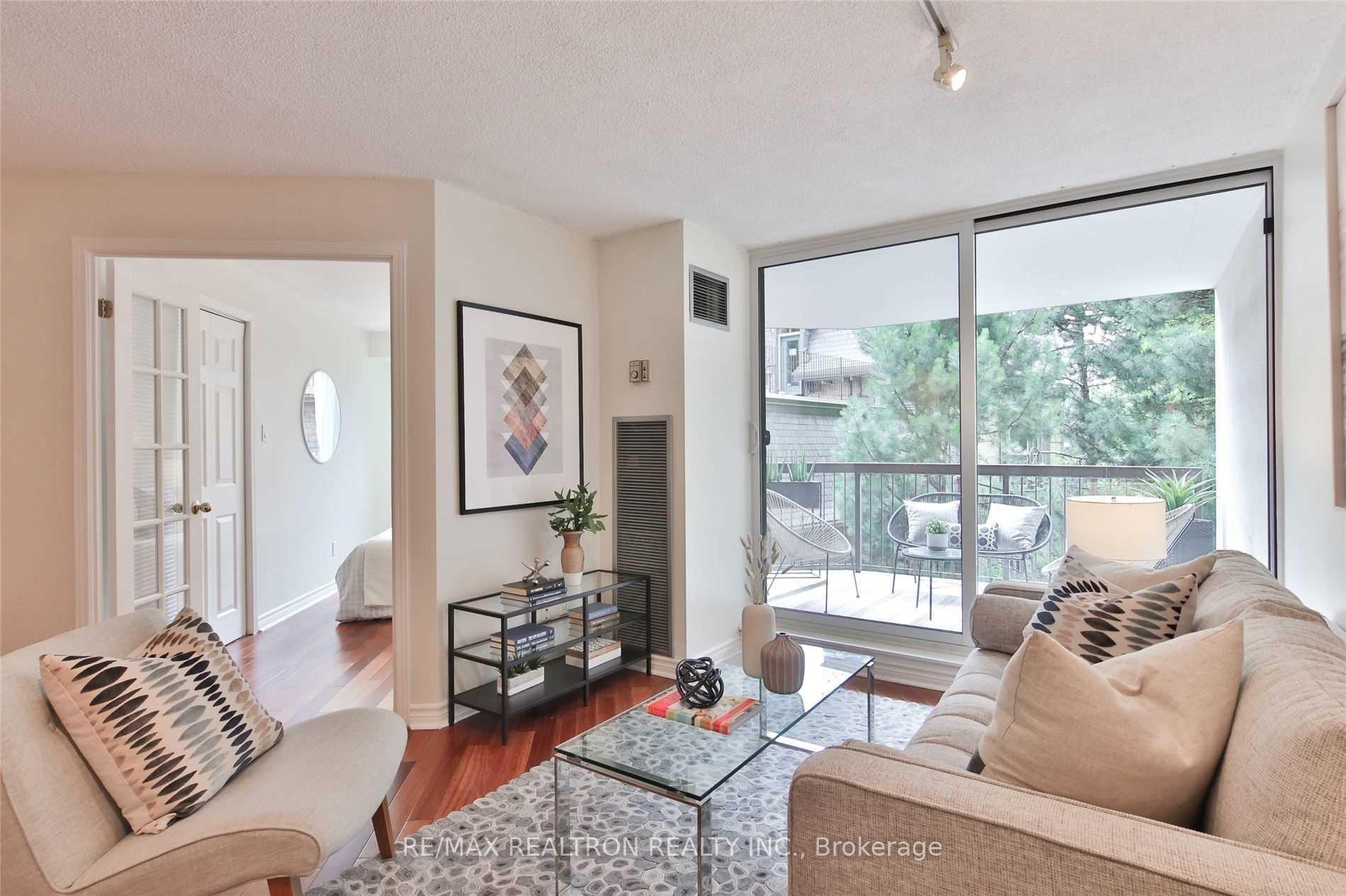 Photo 7 of Unit 326, 77 Maitland Place, Toronto, Cabbagetown-South St. James Town — HOMEH
