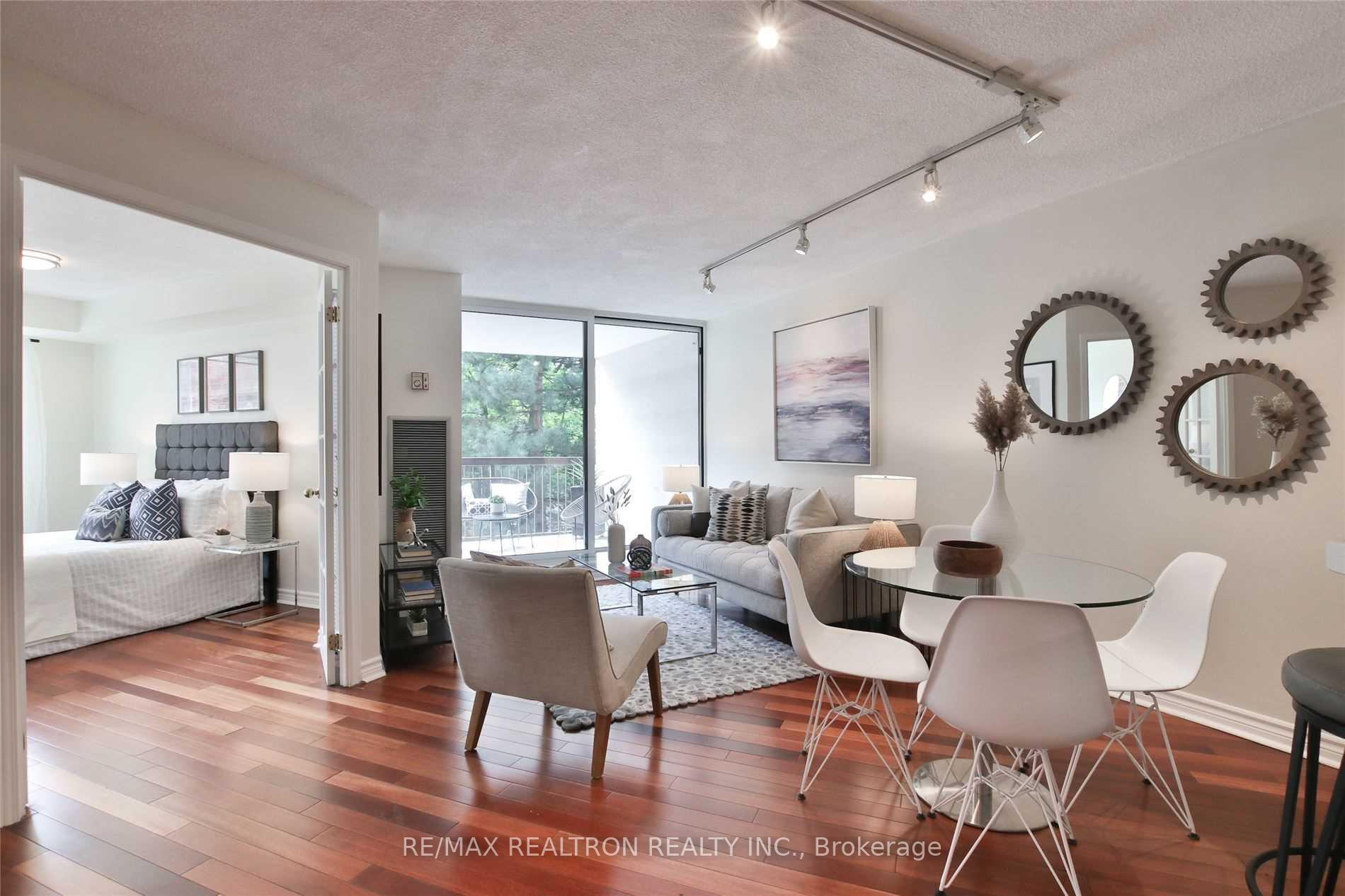 Photo 8 of Unit 326, 77 Maitland Place, Toronto, Cabbagetown-South St. James Town — HOMEH