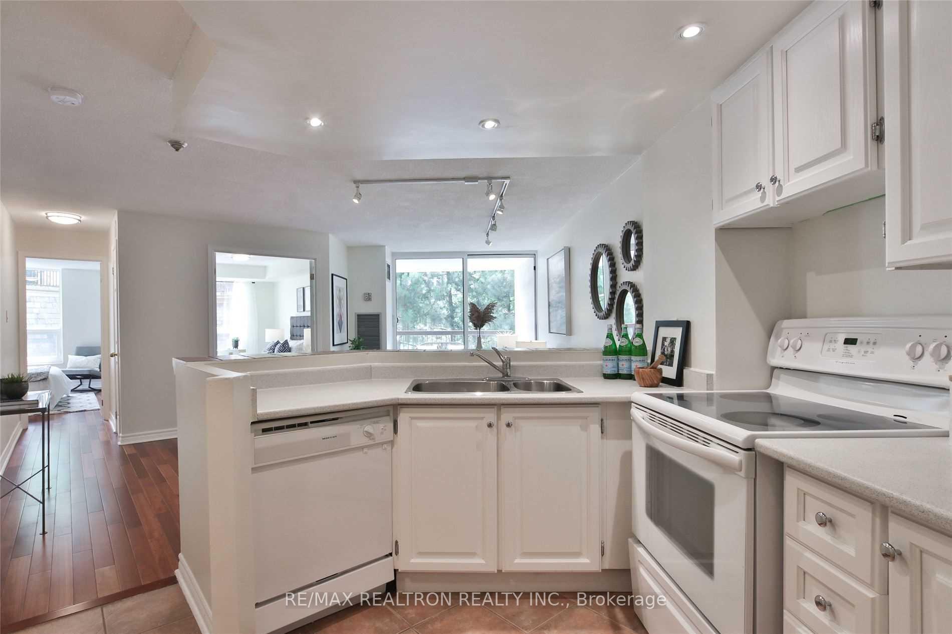 Photo 15 of Unit 326, 77 Maitland Place, Toronto, Cabbagetown-South St. James Town — HOMEH