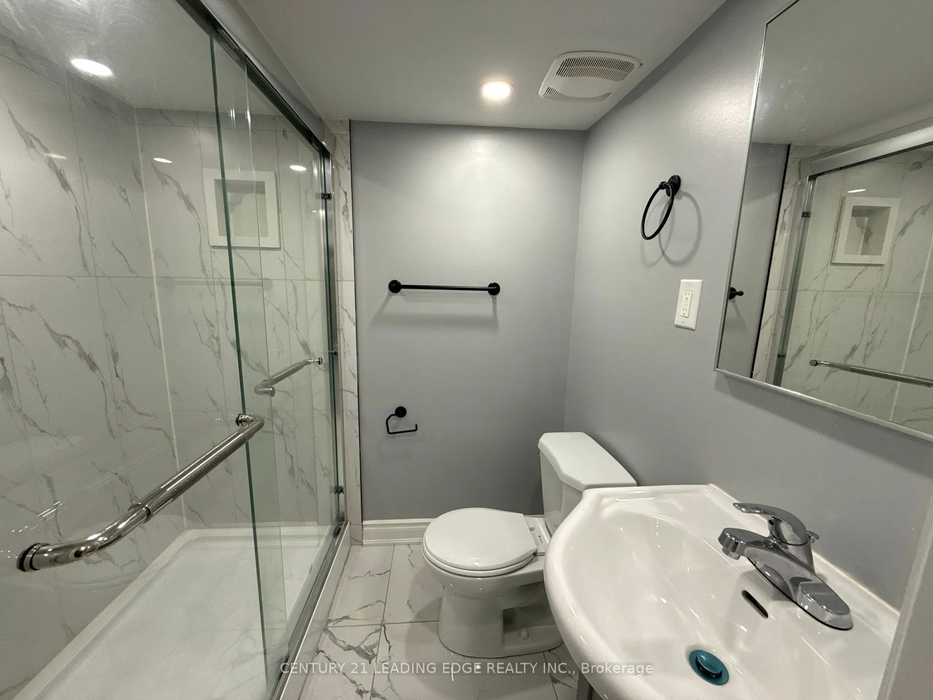 Photo 12 of Unit Lower, 11 Northern Breeze Crescent, Whitby, Rolling Acres — HOMEH