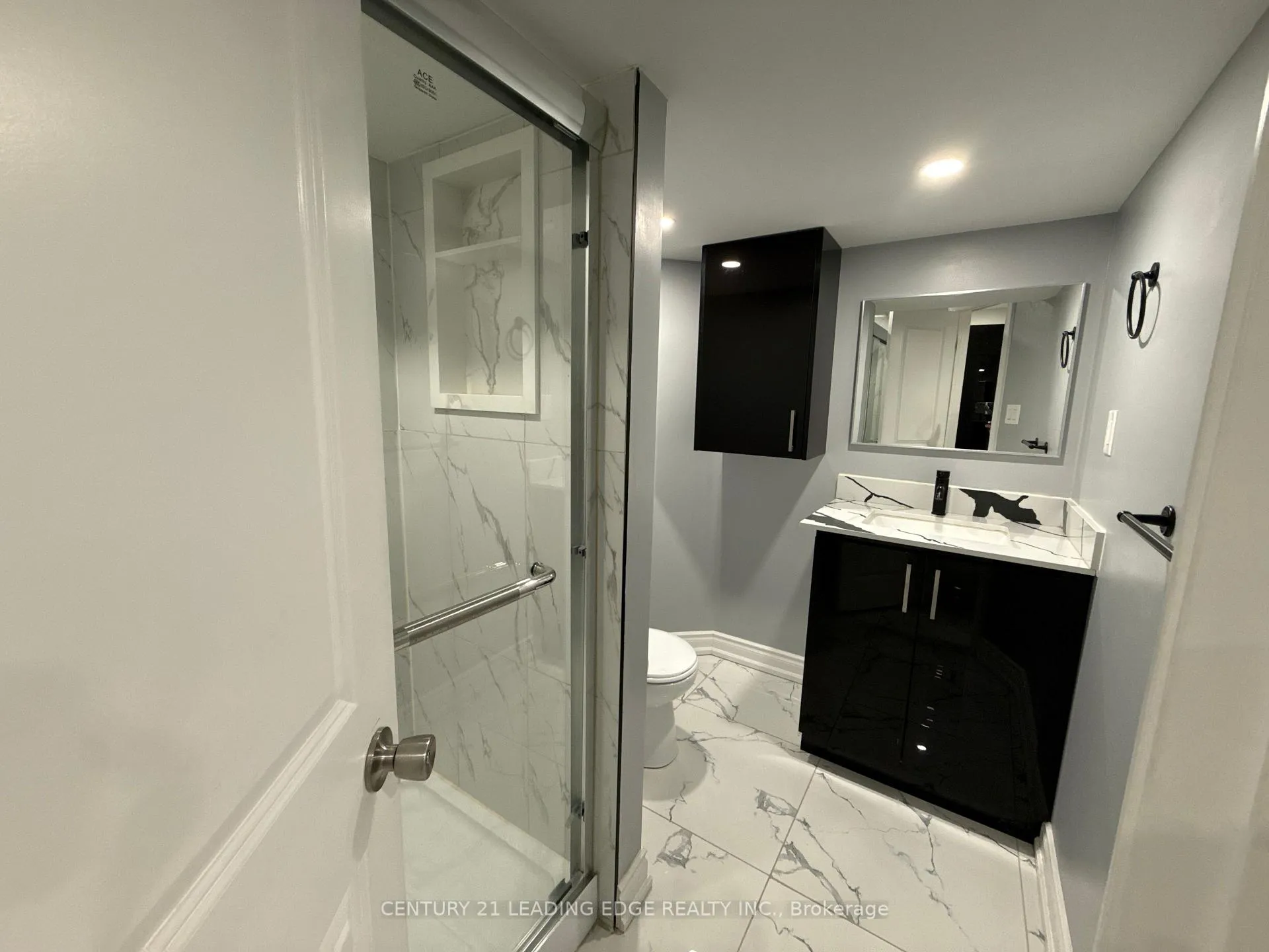 Photo 15 of Unit Lower, 11 Northern Breeze Crescent, Whitby, Rolling Acres — HOMEH