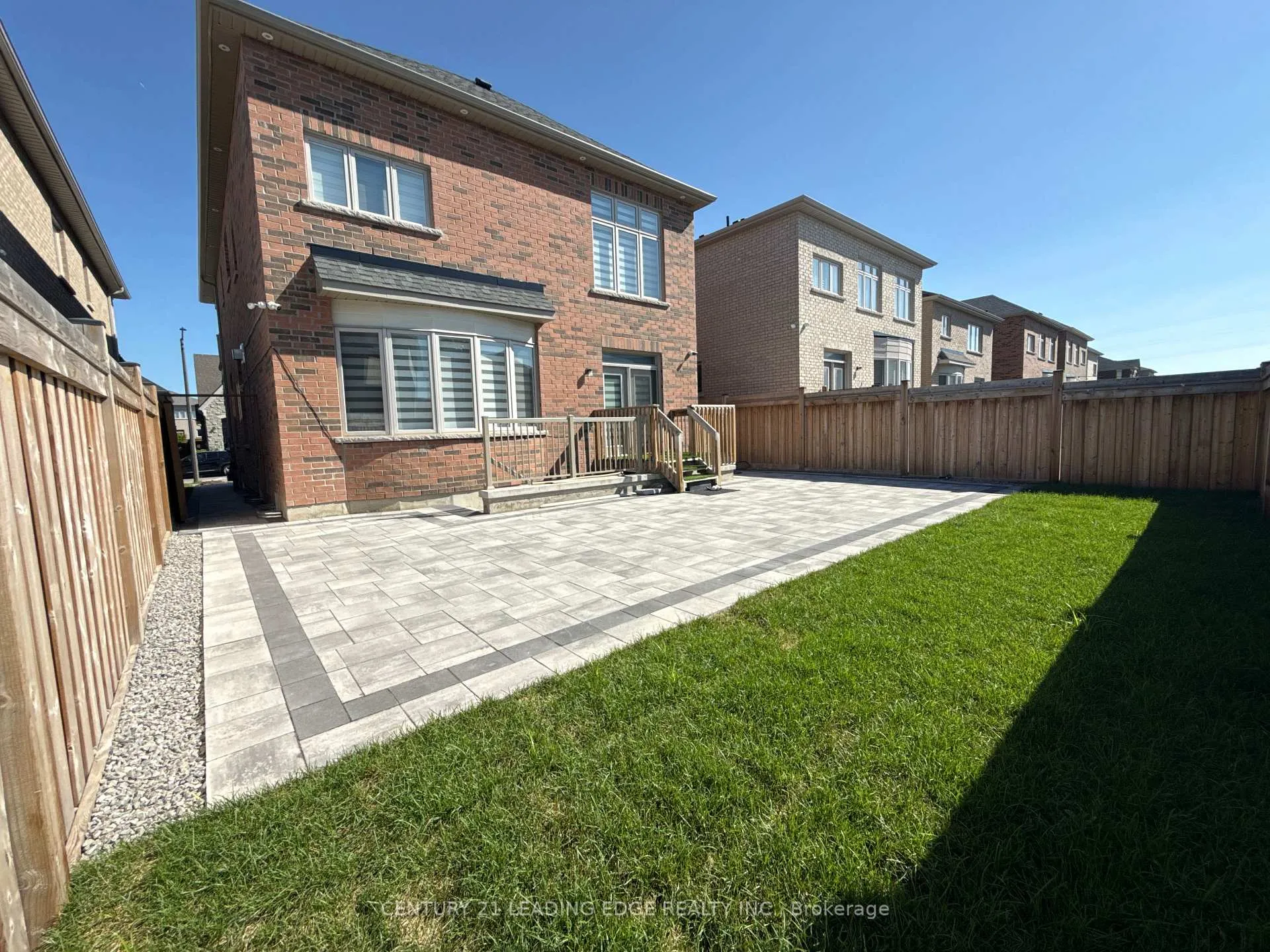 Photo 23 of Unit Lower, 11 Northern Breeze Crescent, Whitby, Rolling Acres — HOMEH