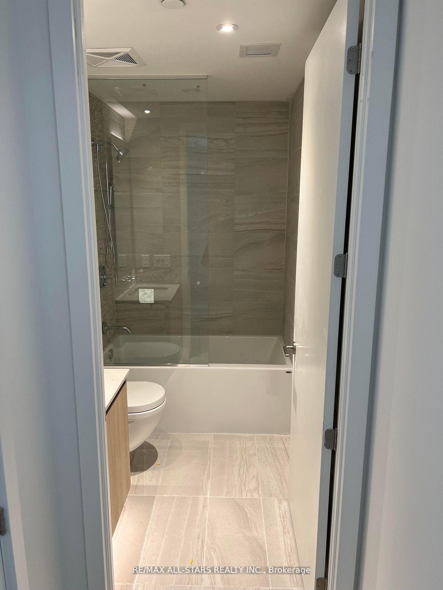 Photo 1 of Unit 1002, 81 Wellesley Street E, Toronto, Church-Yonge Corridor — HOMEH