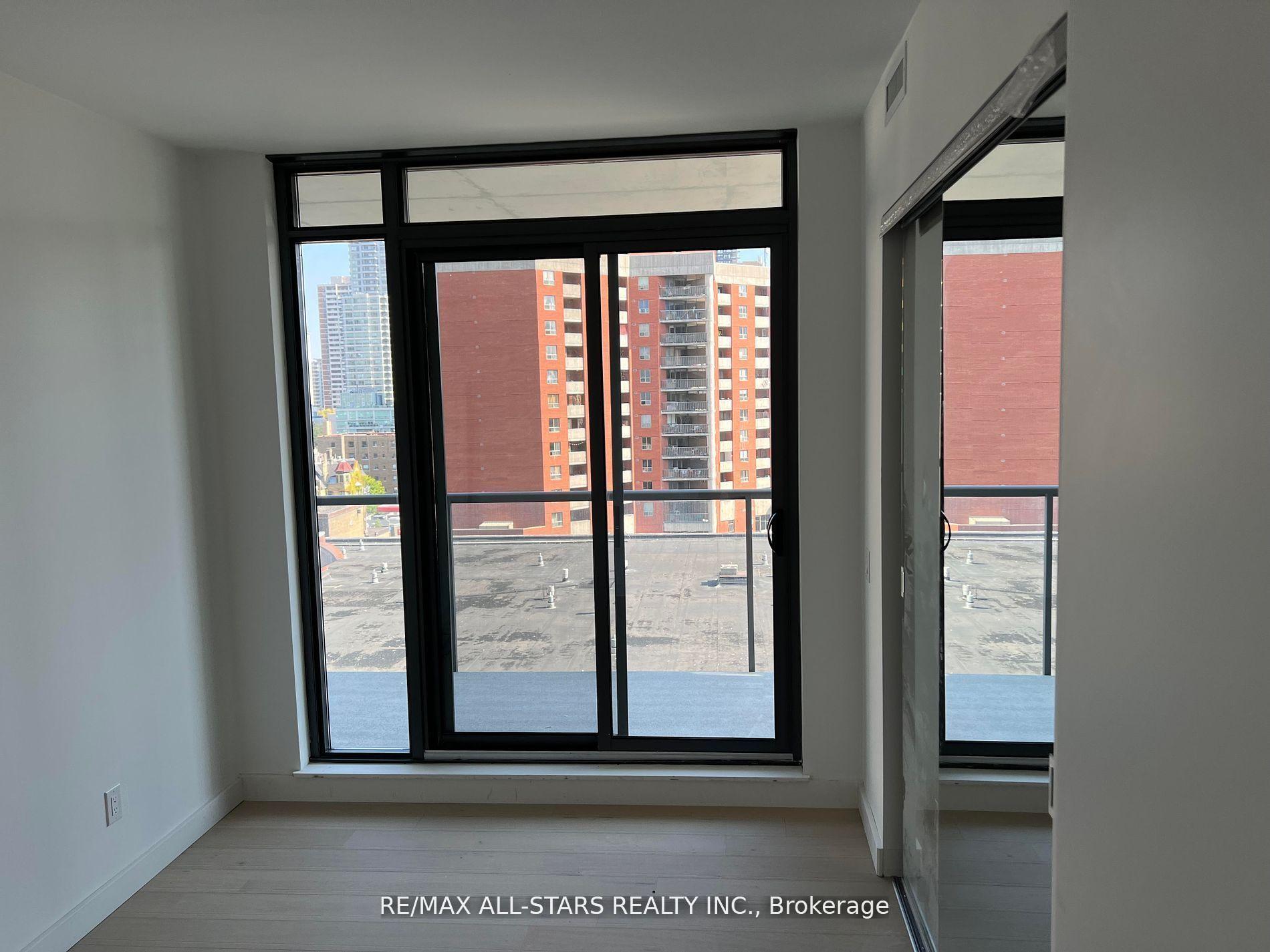 Photo 2 of Unit 1002, 81 Wellesley Street E, Toronto, Church-Yonge Corridor — HOMEH