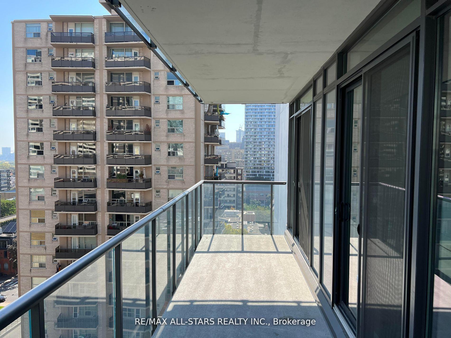 Photo 6 of Unit 1002, 81 Wellesley Street E, Toronto, Church-Yonge Corridor — HOMEH