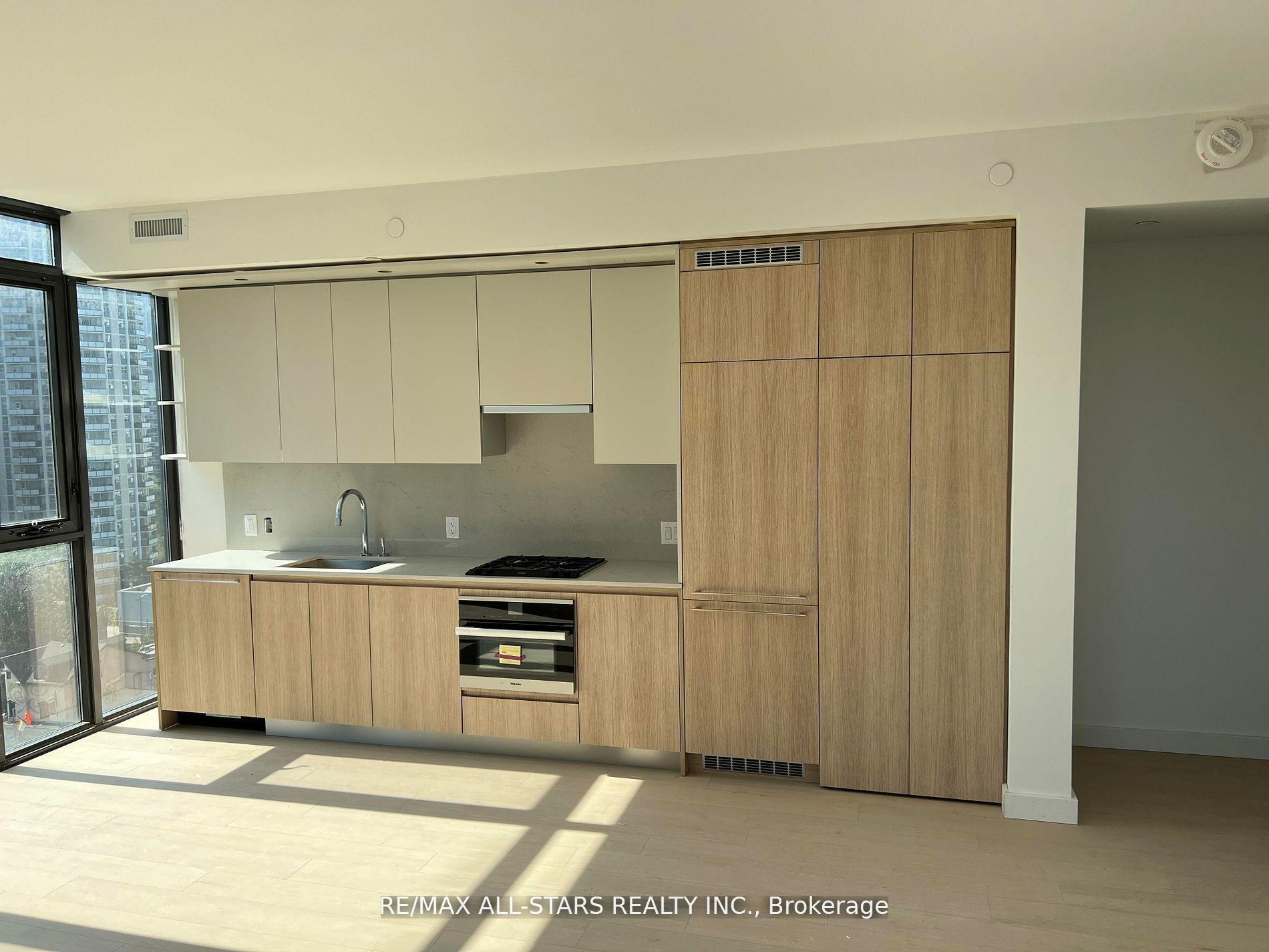Photo 7 of Unit 1002, 81 Wellesley Street E, Toronto, Church-Yonge Corridor — HOMEH