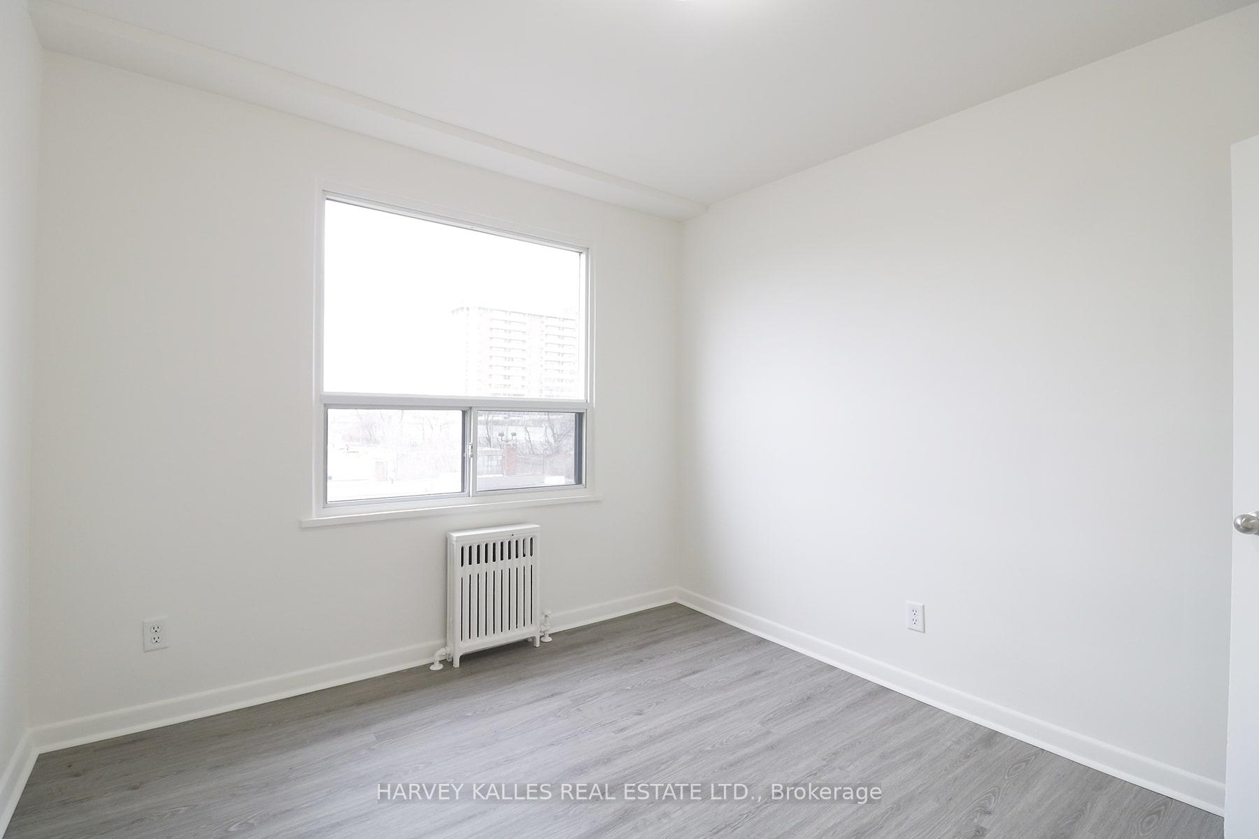 Photo 9 of Unit 102, 500 Gilbert Avenue, Toronto, Caledonia-Fairbank — HOMEH
