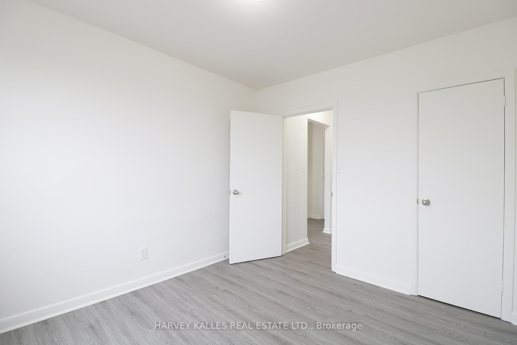 Photo 10 of Unit 102, 500 Gilbert Avenue, Toronto, Caledonia-Fairbank — HOMEH