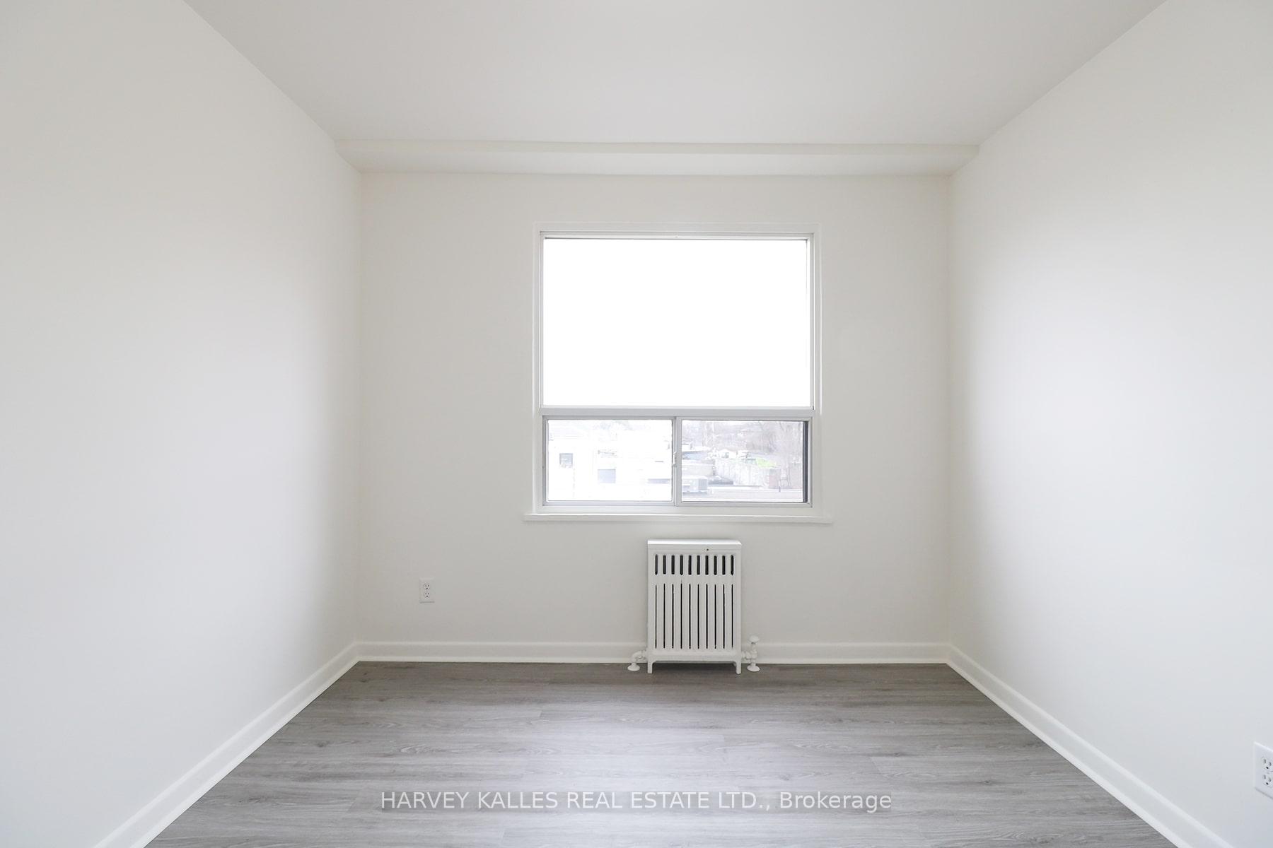 Photo 12 of Unit 102, 500 Gilbert Avenue, Toronto, Caledonia-Fairbank — HOMEH