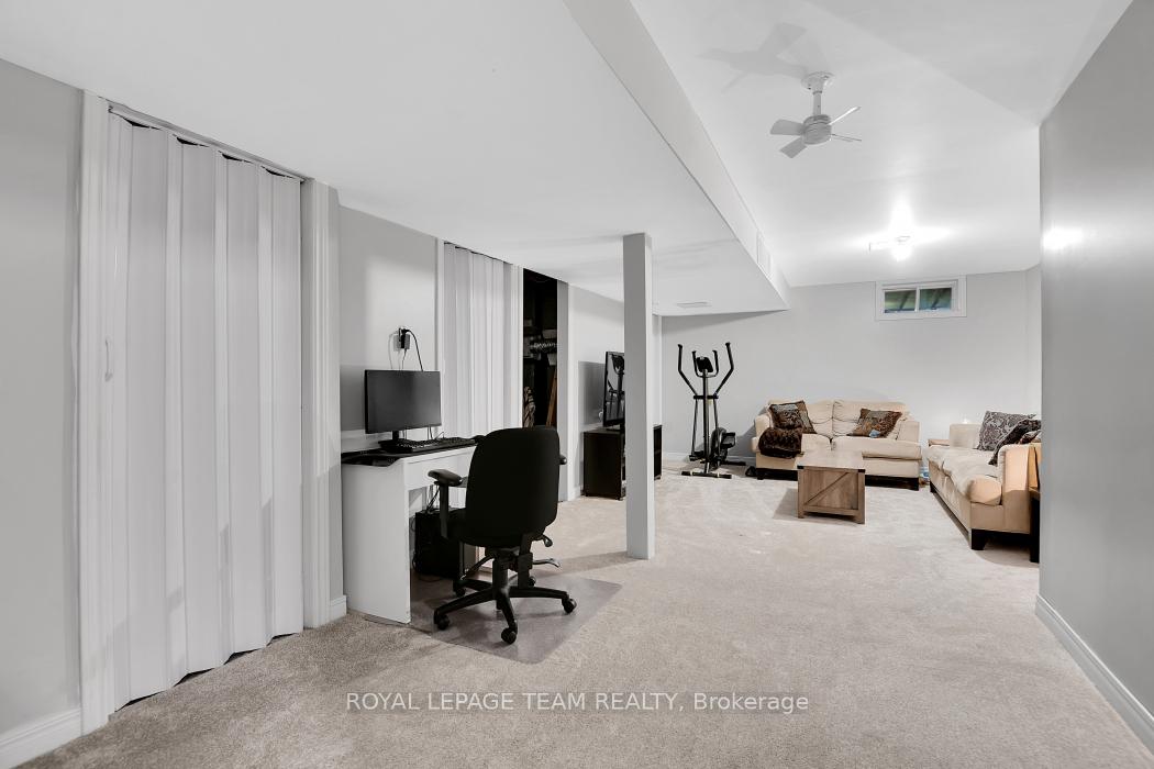 Photo 19 of 1443 Caravel Crescent, Ottawa, Bilberry Creek/Queenswood Heights — HOMEH