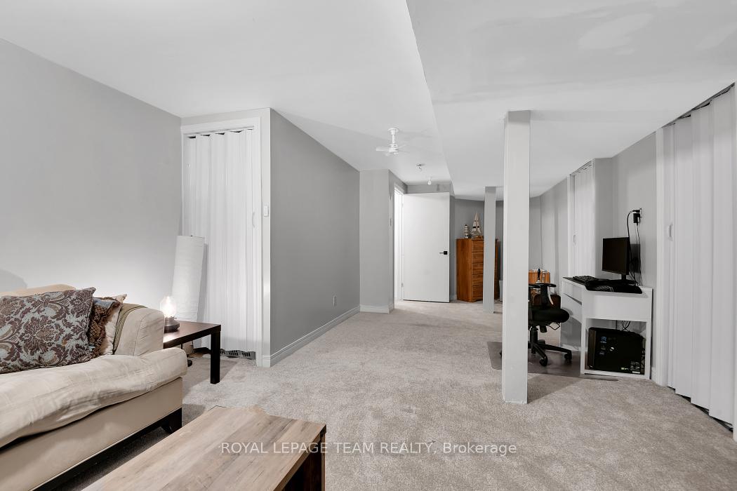 Photo 22 of 1443 Caravel Crescent, Ottawa, Bilberry Creek/Queenswood Heights — HOMEH