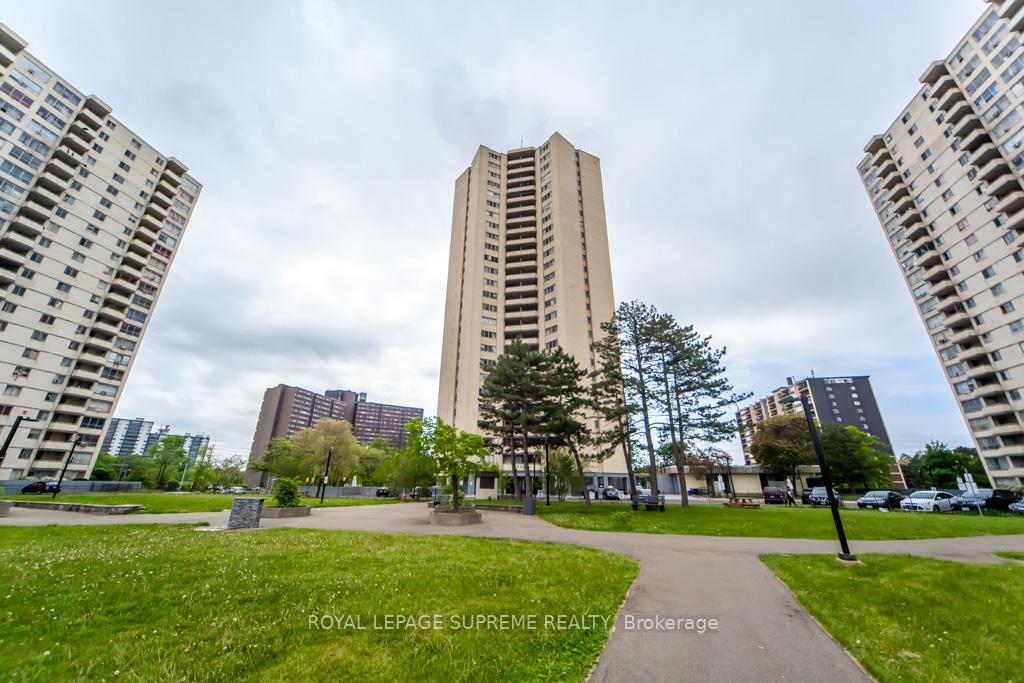 Photo 4 of Unit 2101, 330 Dixon Road, Etobicoke, Kingsview Village-The Westway — HOMEH