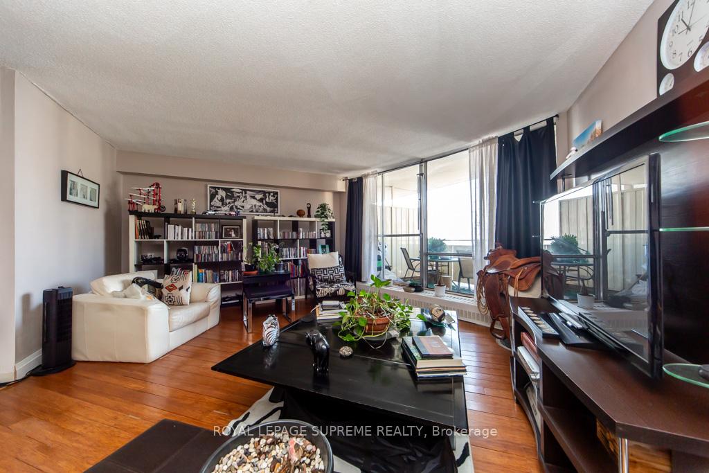 Photo 19 of Unit 2101, 330 Dixon Road, Etobicoke, Kingsview Village-The Westway — HOMEH