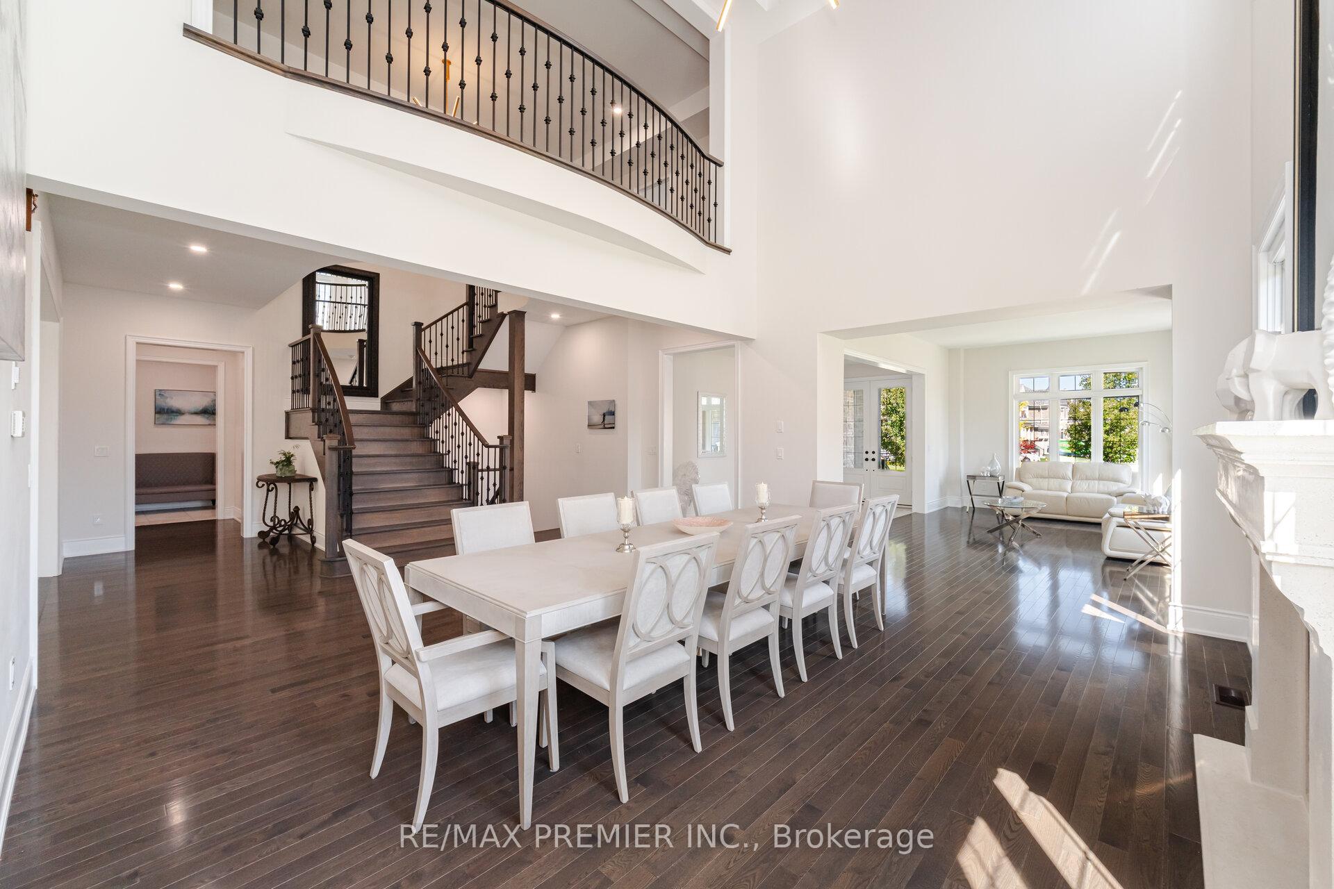 Photo 9 of 18 Erintown Crescent, Brampton, Toronto Gore Rural Estate — HOMEH
