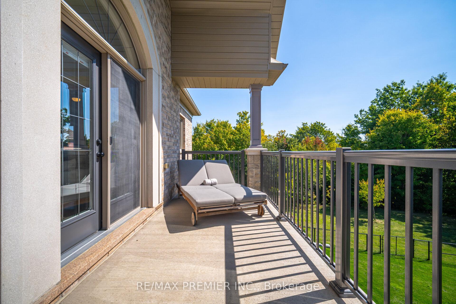 Photo 32 of 18 Erintown Crescent, Brampton, Toronto Gore Rural Estate — HOMEH