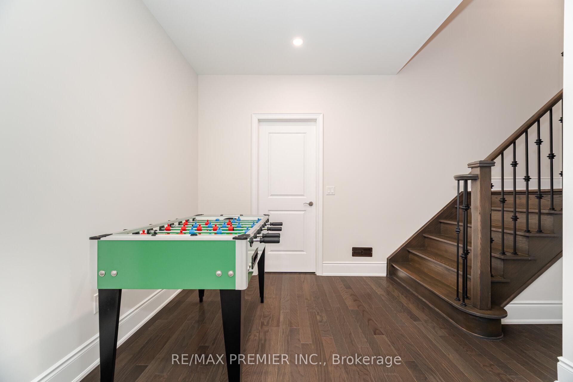 Photo 44 of 18 Erintown Crescent, Brampton, Toronto Gore Rural Estate — HOMEH