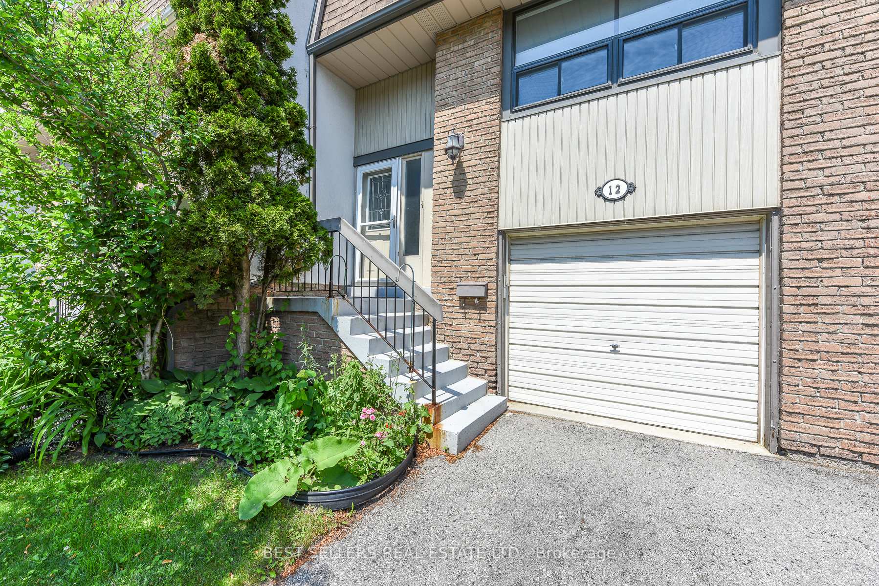 Photo 2 of Unit 12, 12 Ashton Crescent, Brampton, Central Park — HOMEH
