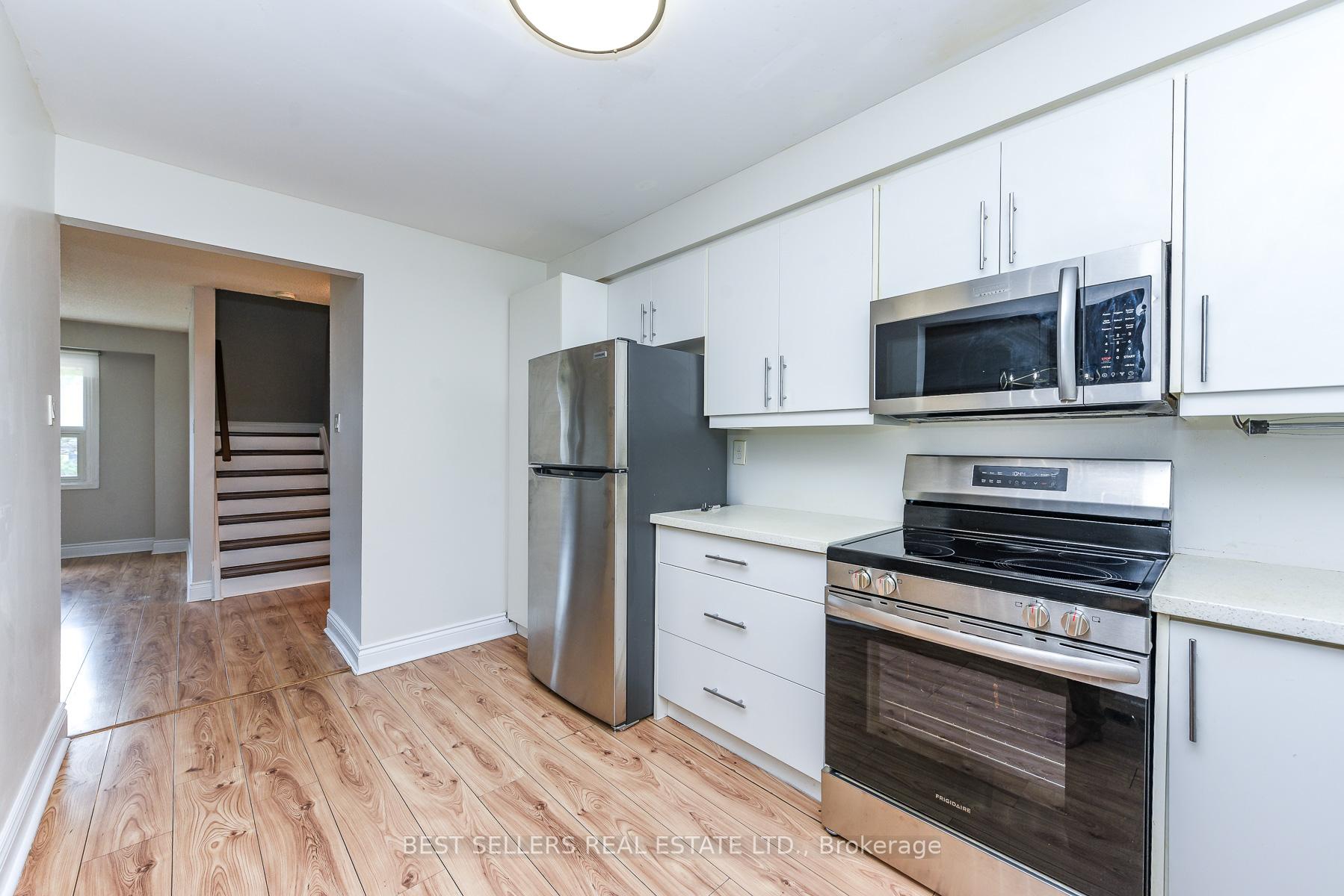 Photo 12 of Unit 12, 12 Ashton Crescent, Brampton, Central Park — HOMEH