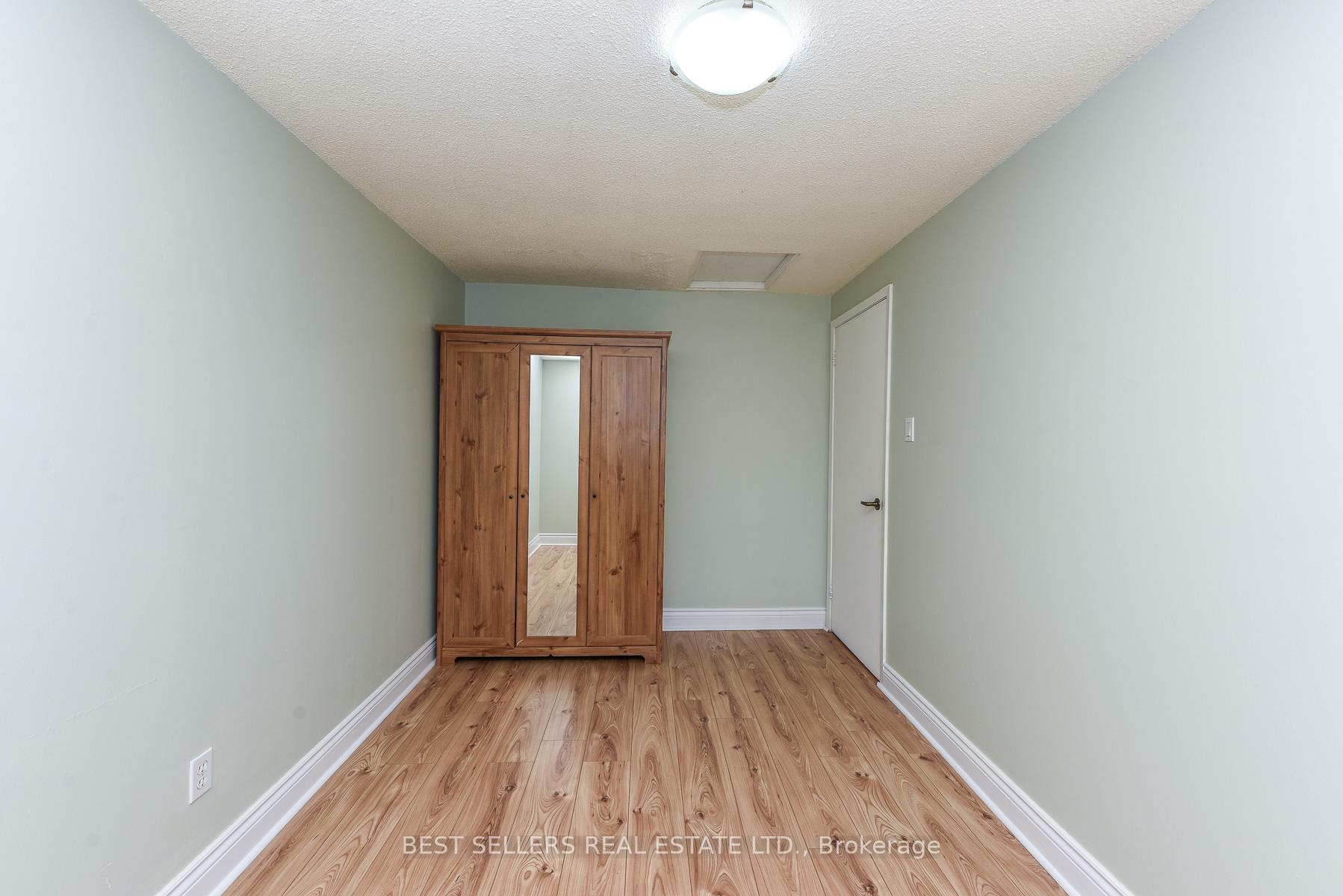 Photo 24 of Unit 12, 12 Ashton Crescent, Brampton, Central Park — HOMEH