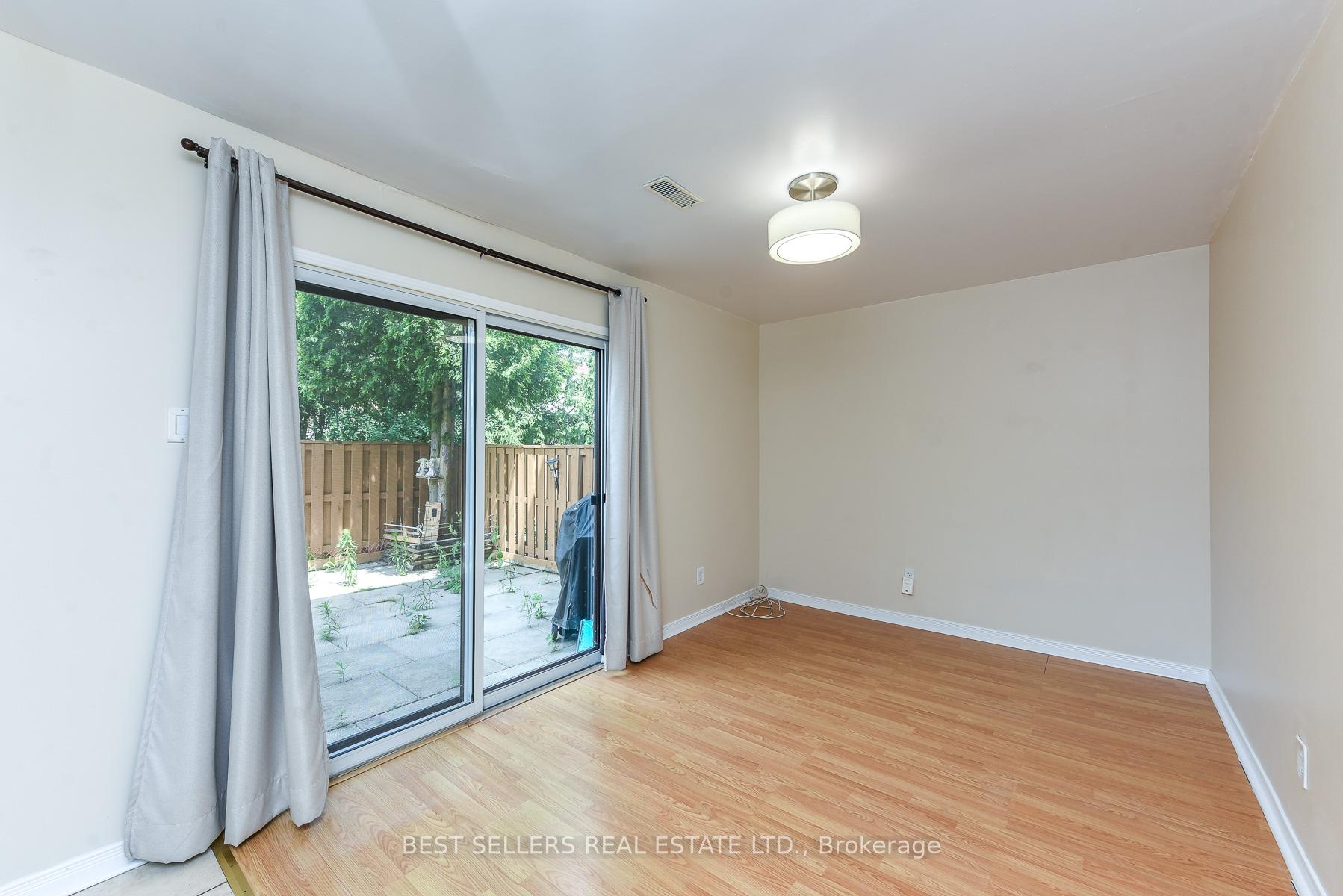 Photo 31 of Unit 12, 12 Ashton Crescent, Brampton, Central Park — HOMEH