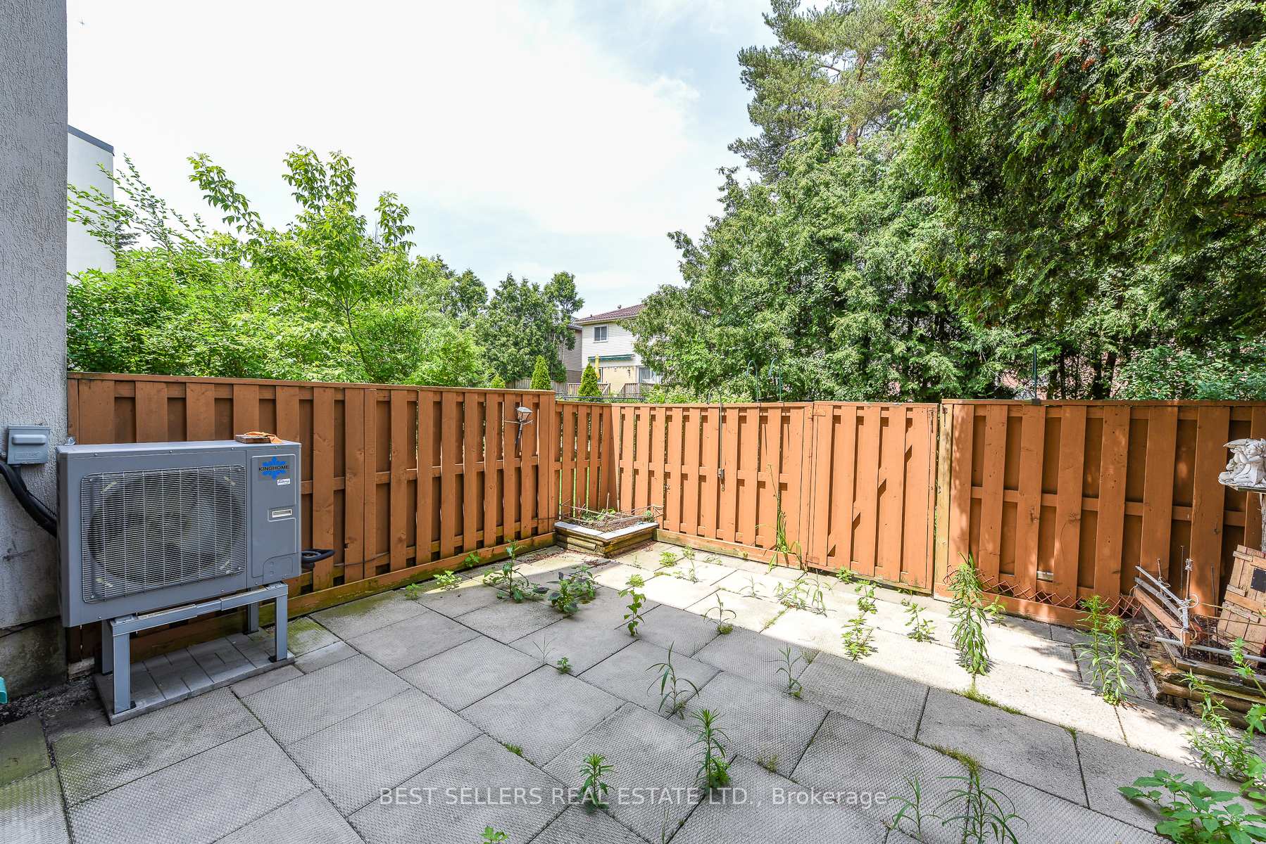 Photo 36 of Unit 12, 12 Ashton Crescent, Brampton, Central Park — HOMEH