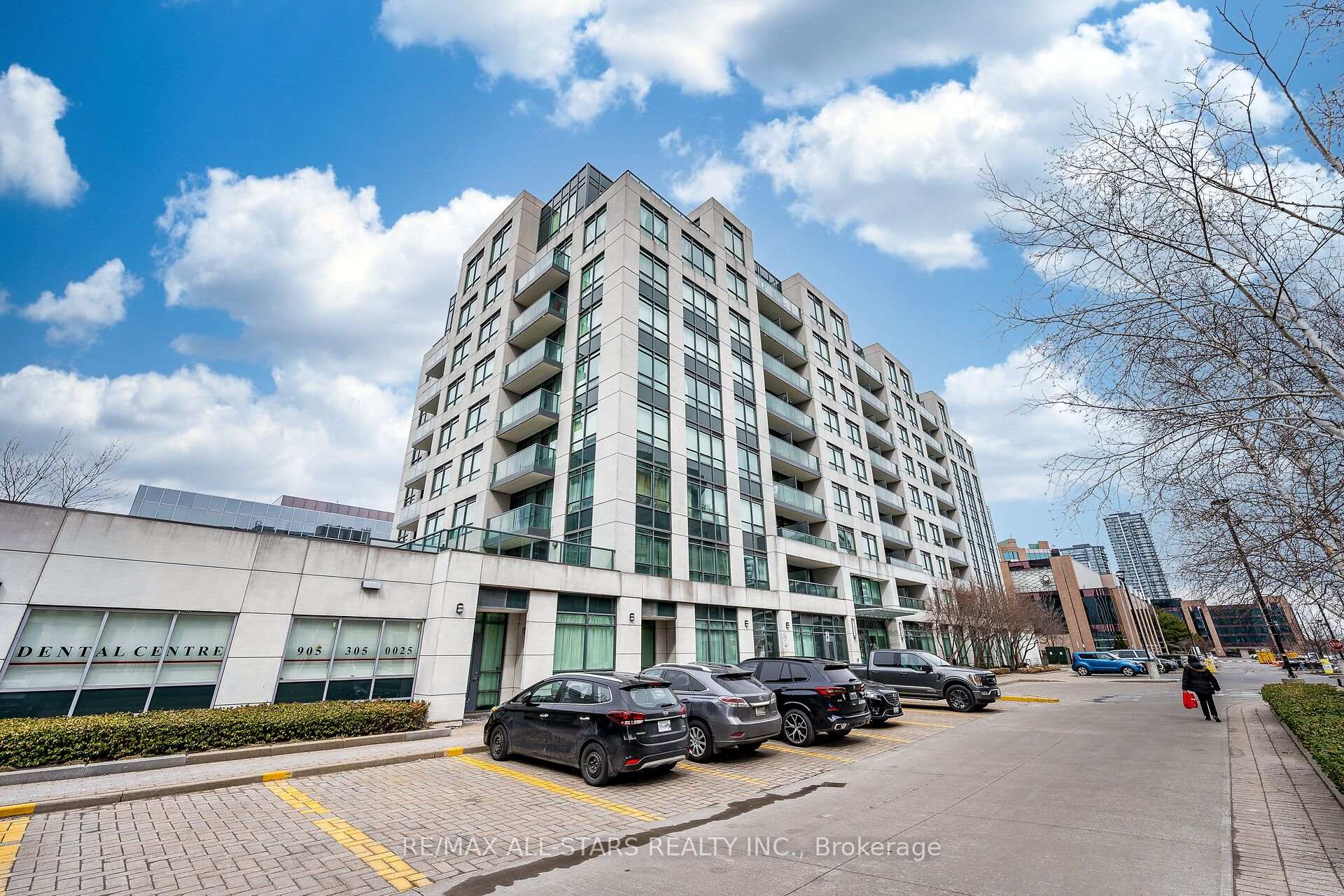 Front of Unit 806, 32 Clegg Road