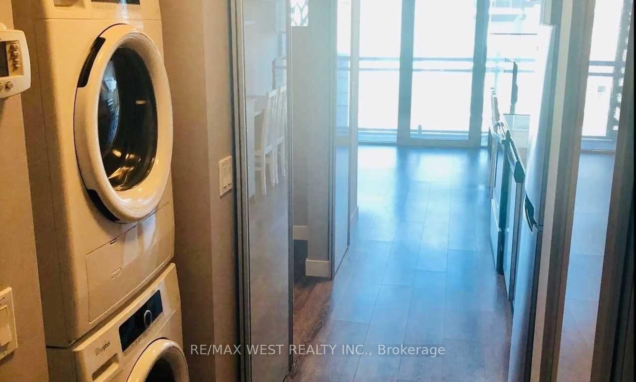Photo 5 of Unit 405, 308 Lester Street, Waterloo, Beechwood/University — HOMEH