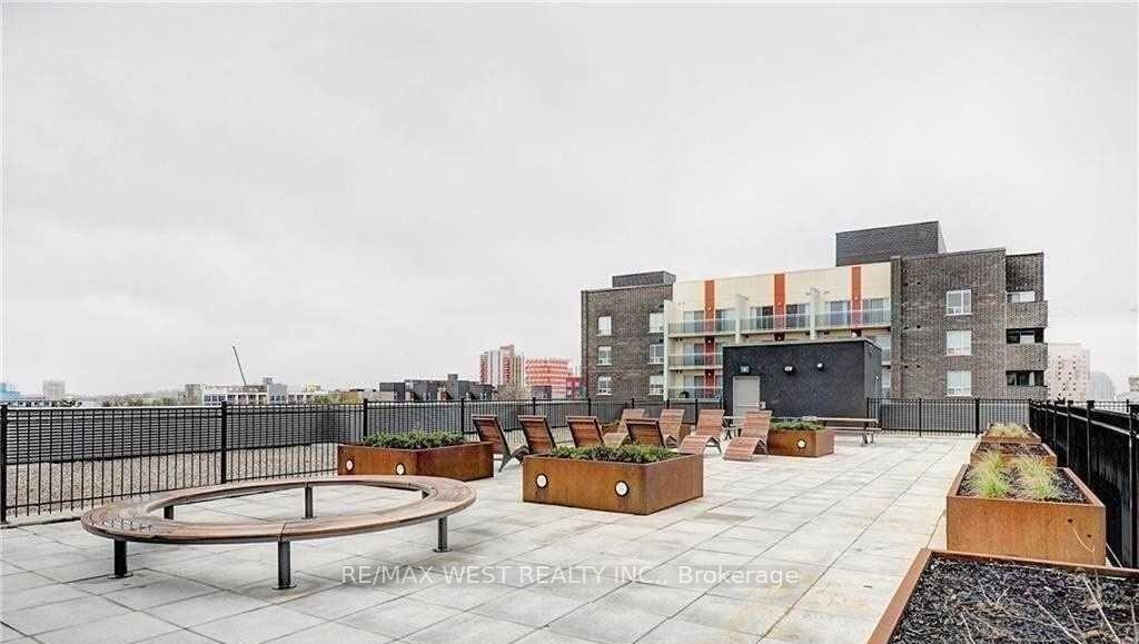 Photo 10 of Unit 405, 308 Lester Street, Waterloo, Beechwood/University — HOMEH