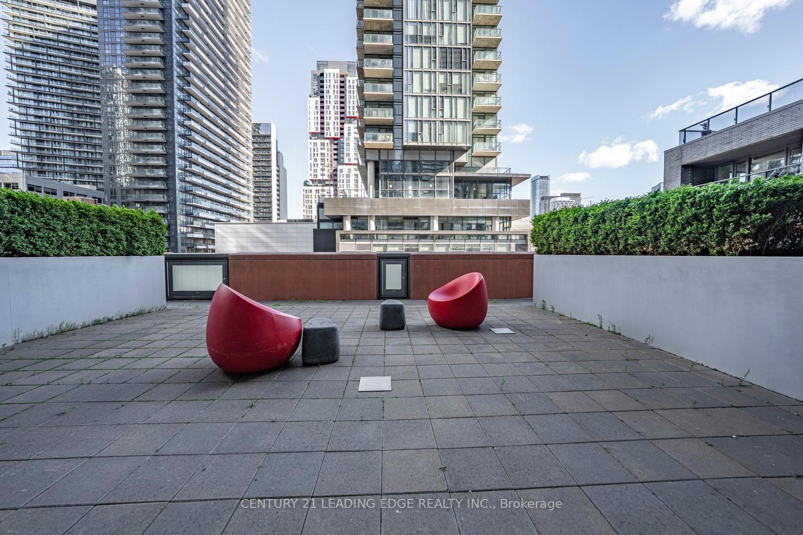 Photo 6 of Unit 3309, 21 Widmer Street, Toronto, Waterfront Communities — HOMEH