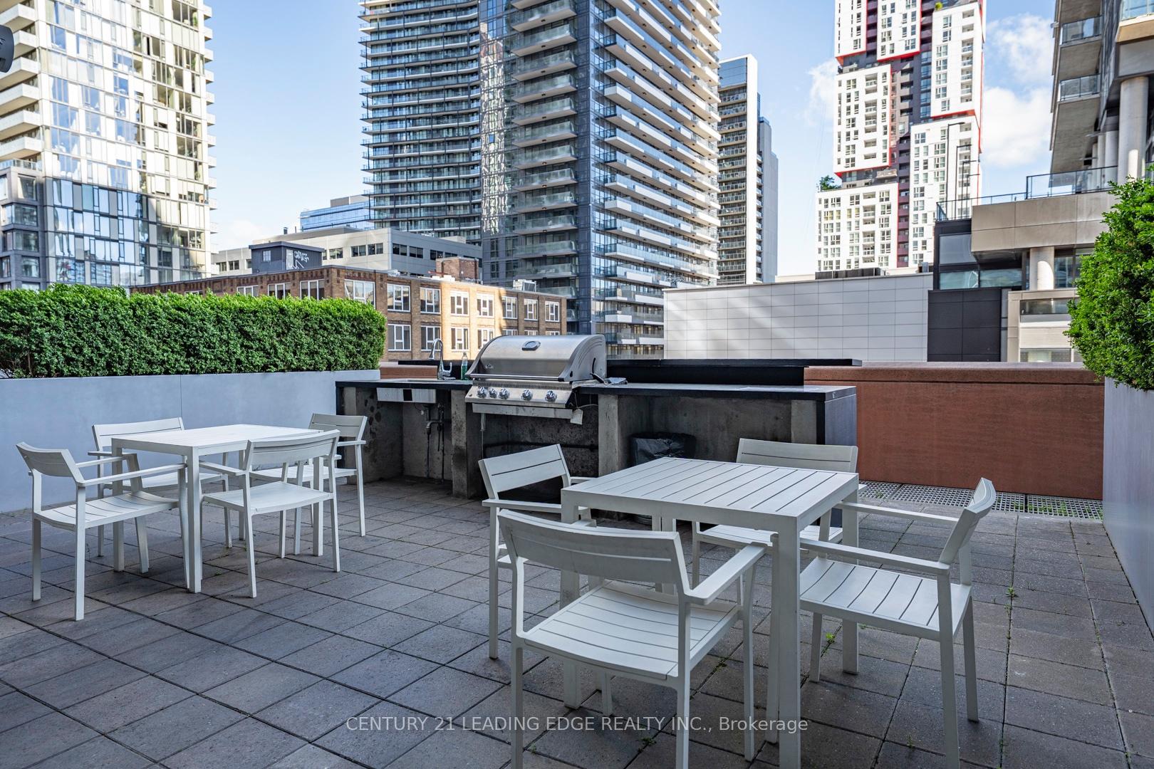 Photo 7 of Unit 3309, 21 Widmer Street, Toronto, Waterfront Communities — HOMEH