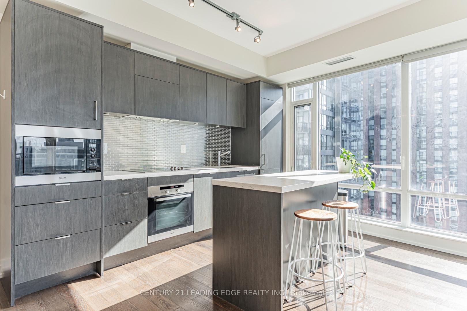 Photo 16 of Unit 3309, 21 Widmer Street, Toronto, Waterfront Communities — HOMEH