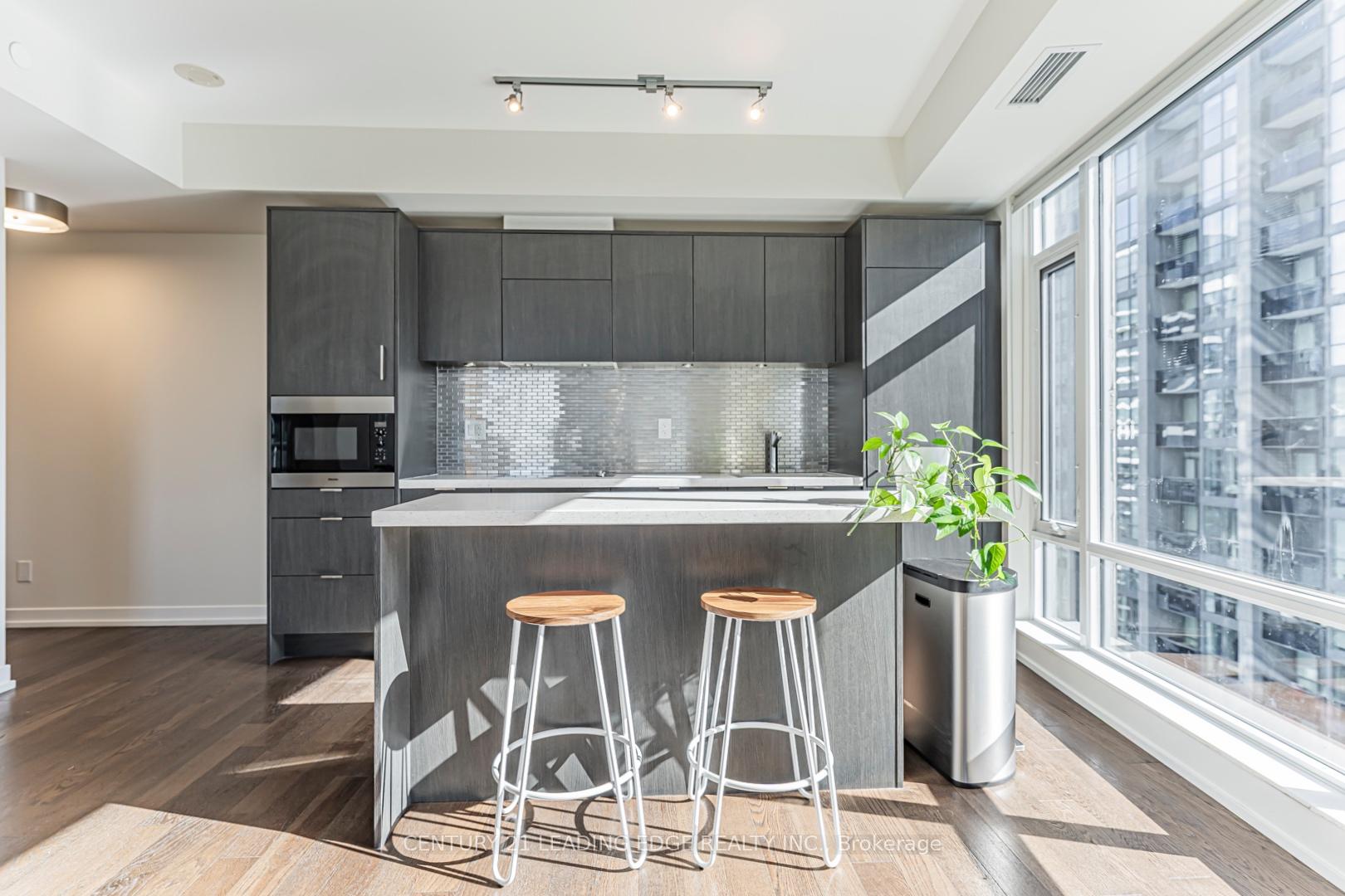 Photo 17 of Unit 3309, 21 Widmer Street, Toronto, Waterfront Communities — HOMEH