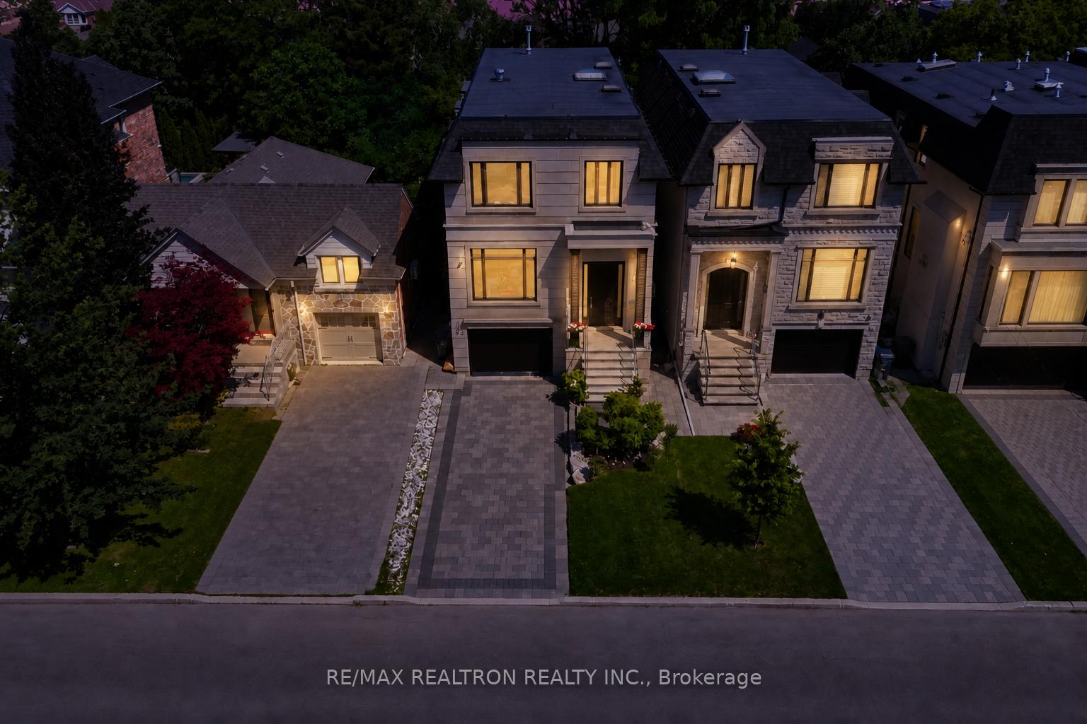 Photo 4 of 52 Carmichael Avenue, Toronto, Bedford Park-Nortown — HOMEH