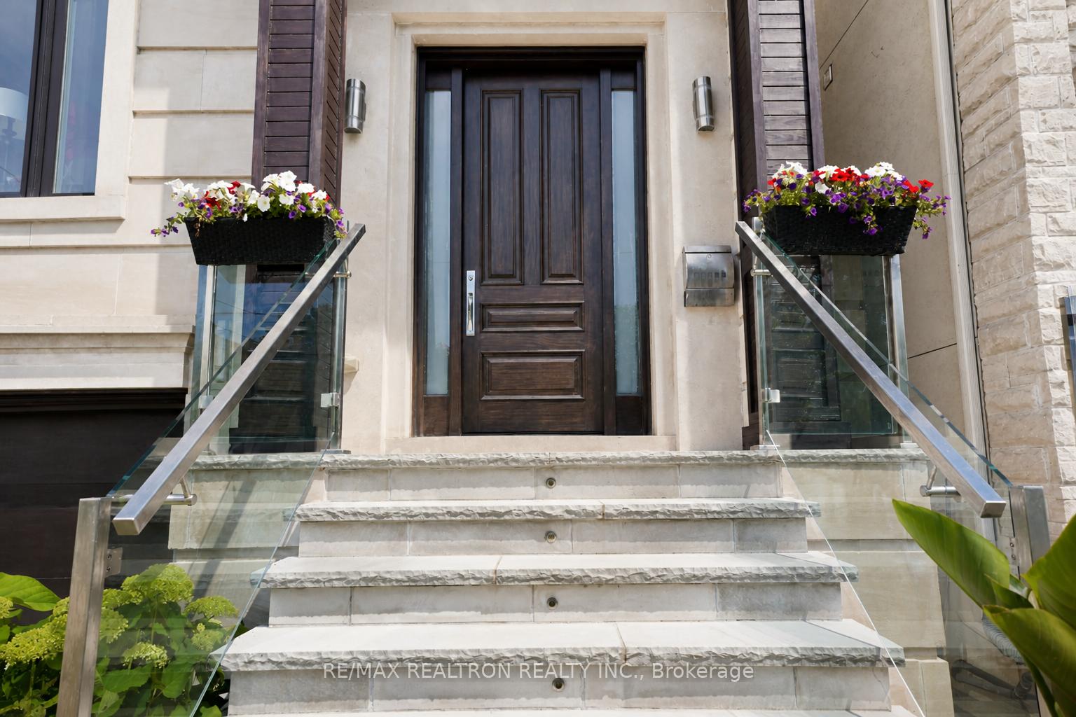 Photo 6 of 52 Carmichael Avenue, Toronto, Bedford Park-Nortown — HOMEH