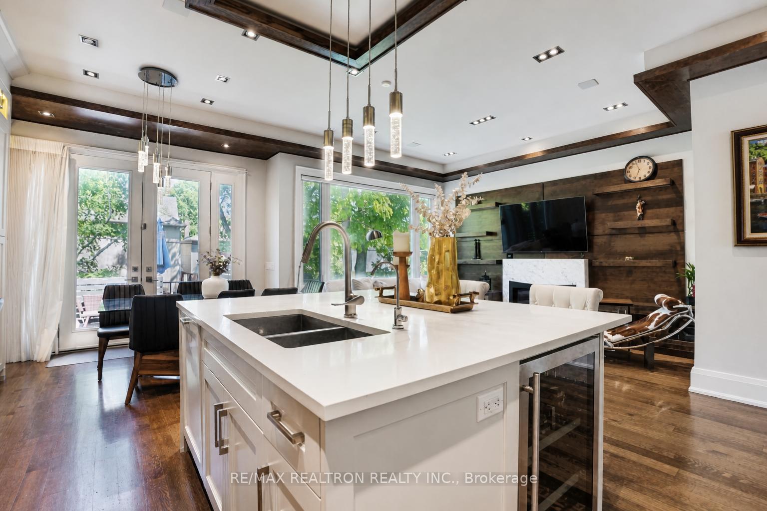 Photo 15 of 52 Carmichael Avenue, Toronto, Bedford Park-Nortown — HOMEH