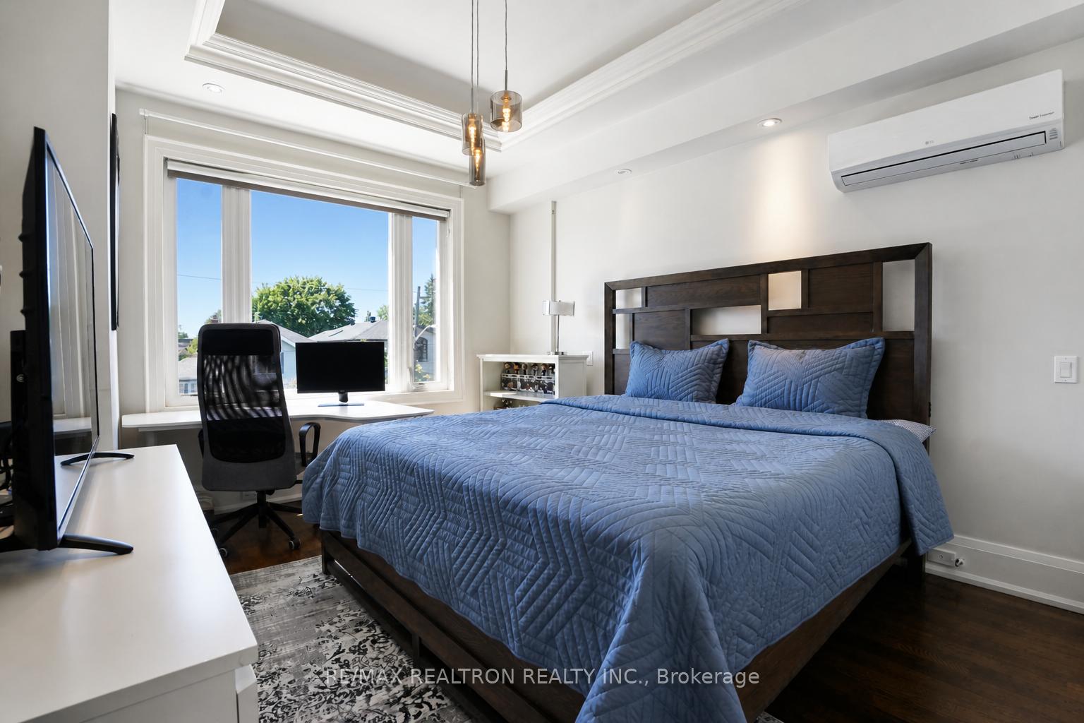 Photo 23 of 52 Carmichael Avenue, Toronto, Bedford Park-Nortown — HOMEH