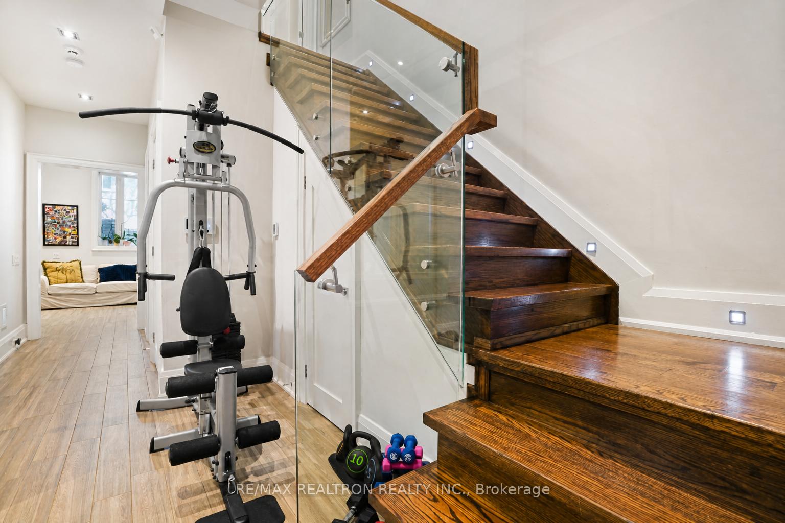Photo 30 of 52 Carmichael Avenue, Toronto, Bedford Park-Nortown — HOMEH