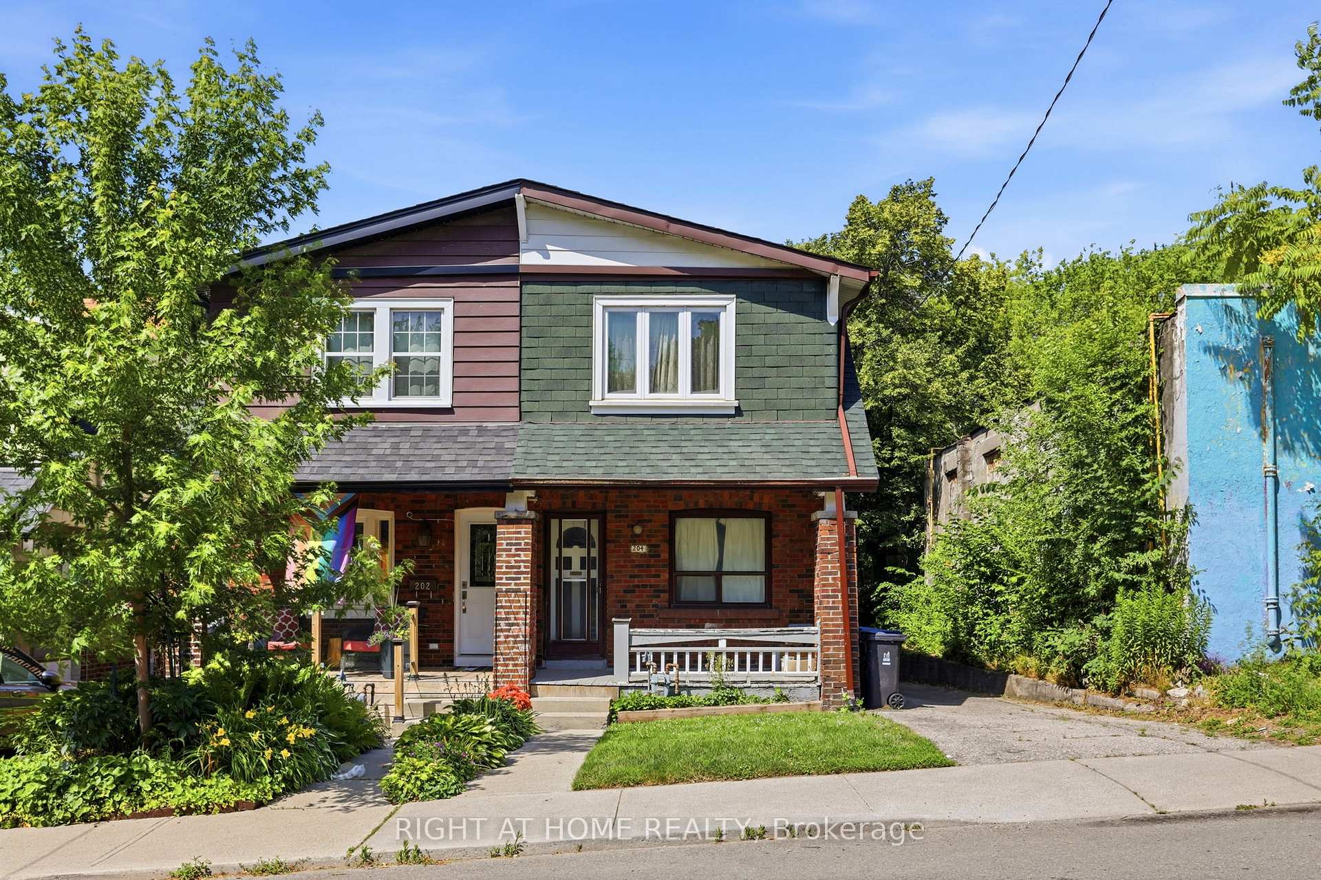 Photo 1 of 204 Highfield Road, Toronto, Greenwood-Coxwell — HOMEH