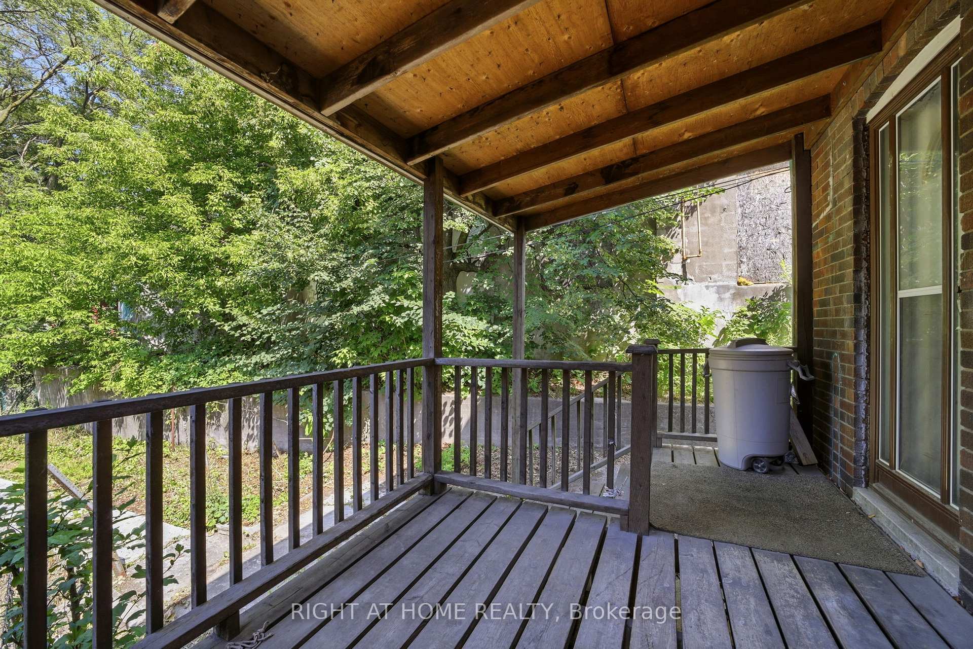 Photo 5 of 204 Highfield Road, Toronto, Greenwood-Coxwell — HOMEH