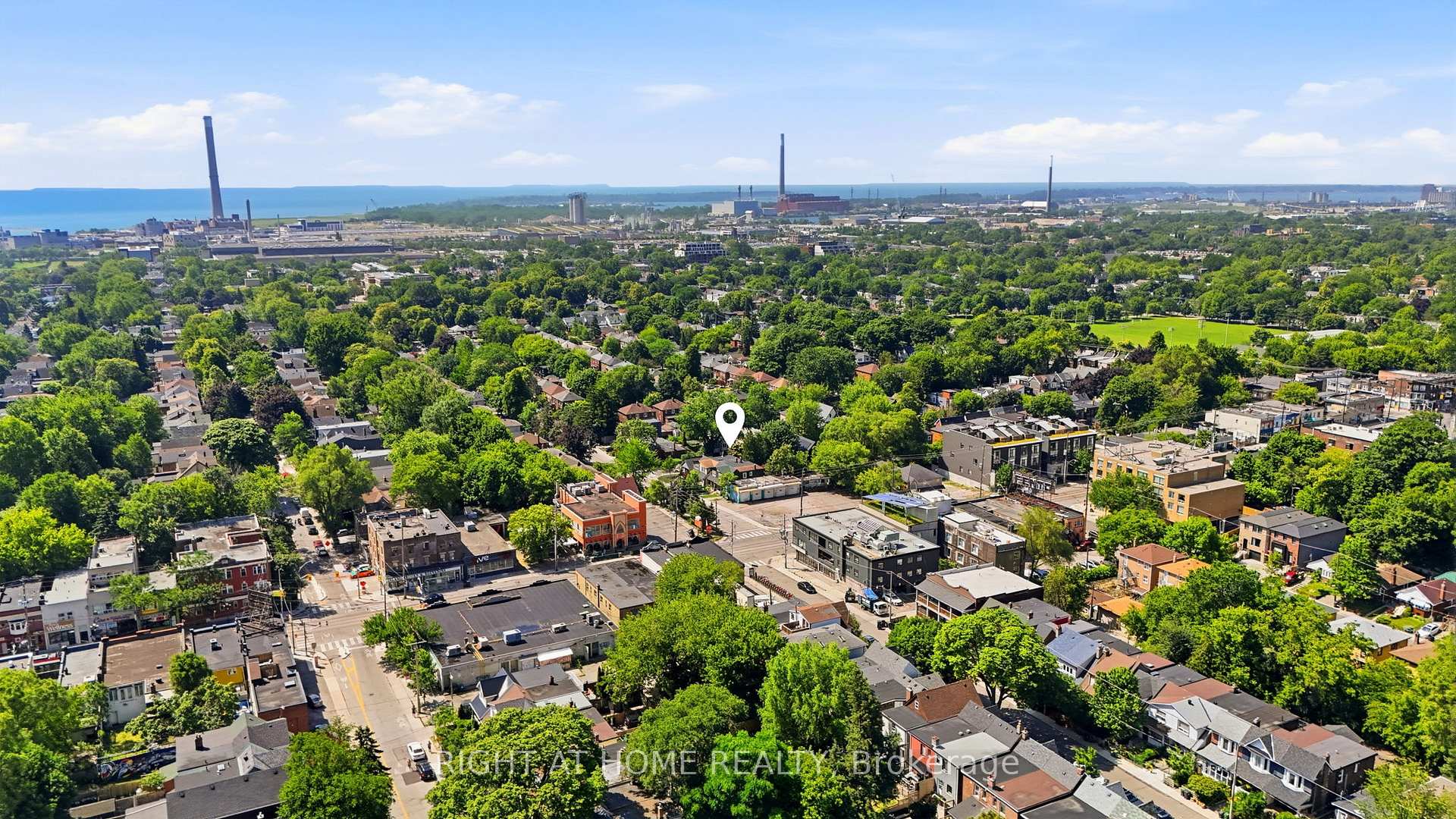 Photo 15 of 204 Highfield Road, Toronto, Greenwood-Coxwell — HOMEH