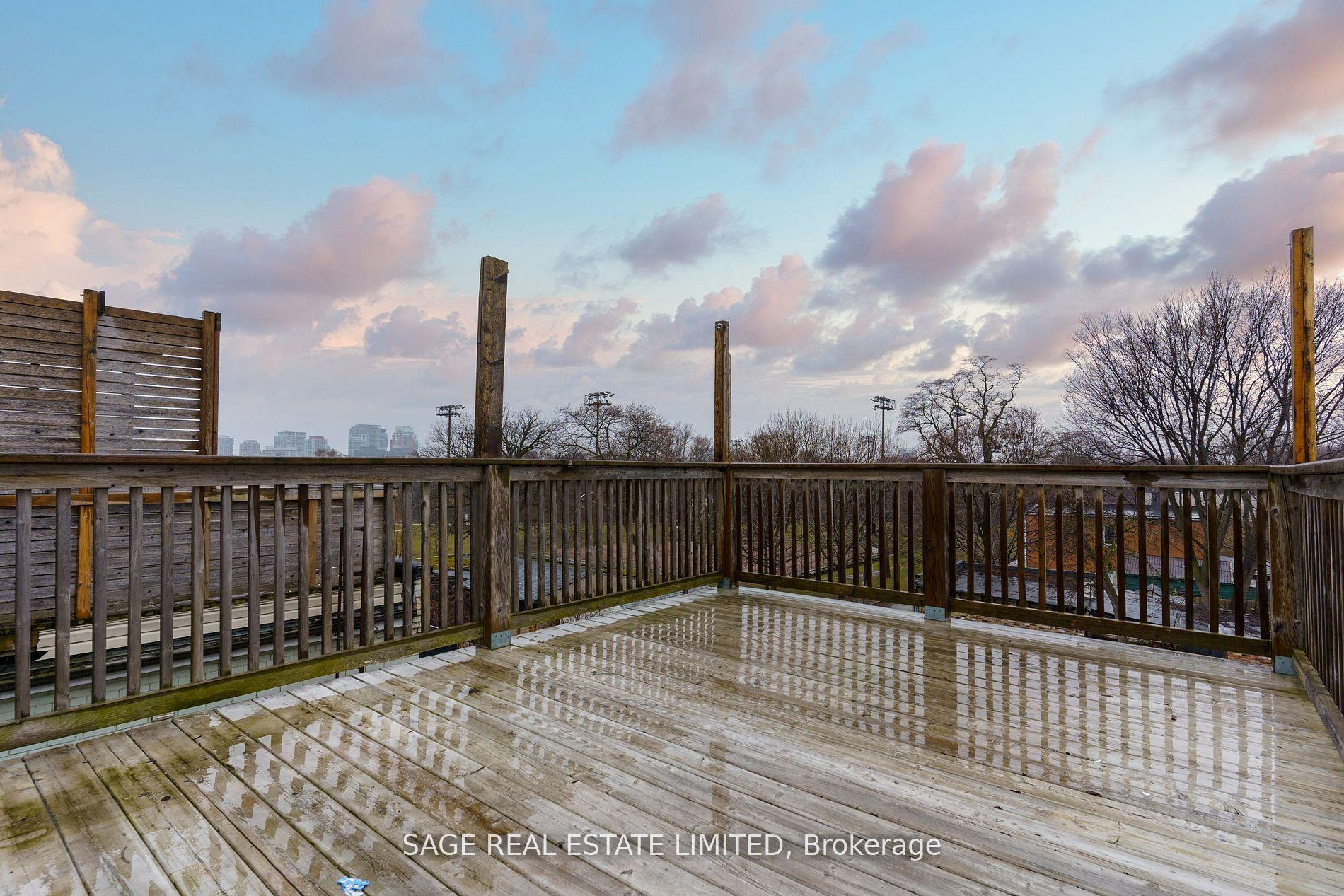 Photo 1 of 160 Gore Vale Avenue, Toronto, Trinity-Bellwoods — HOMEH